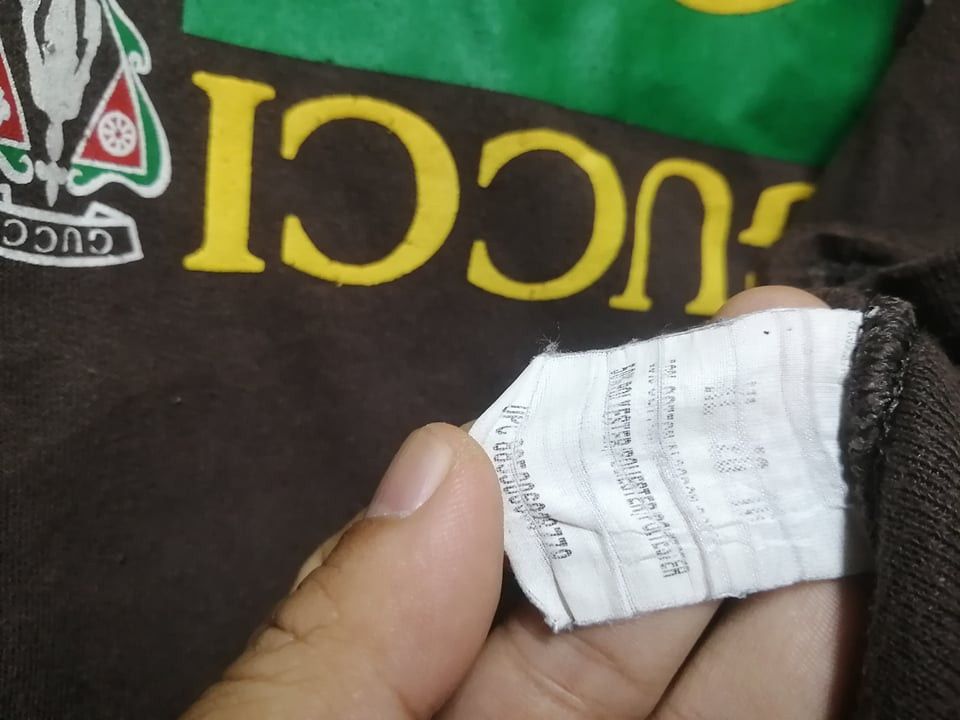 Designer × Fruit Of The Loom × Vintage 90’s VINTAGE GUCCI BIG LOGO VERY RARE Size US XL / EU 56 / 4 - 6 Thumbnail