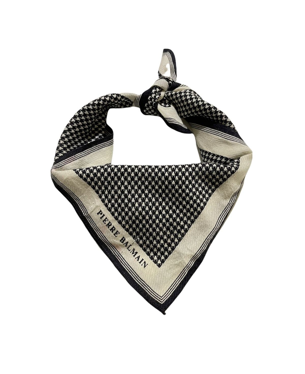 Pierre Balmain Pierre Balmain Handkerchief / Bandana / Neckerchief Size ONE SIZE - 1 Thumbnail