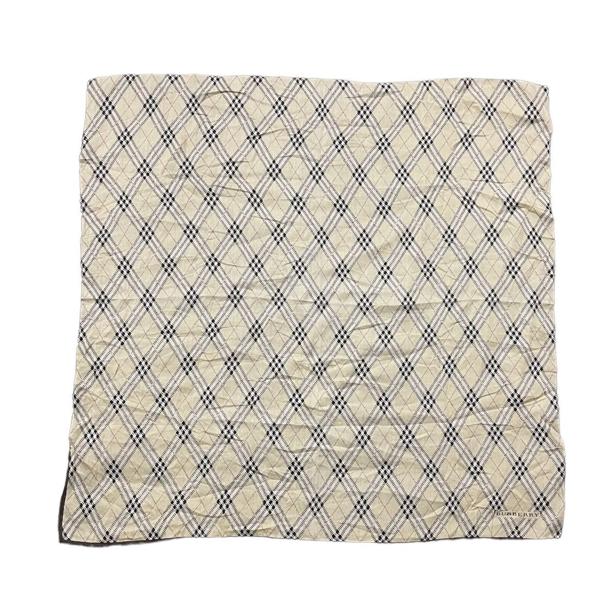 Burberry Burberry handkerchief / Neckerchief / Pocketsquare Size ONE SIZE - 4 Thumbnail