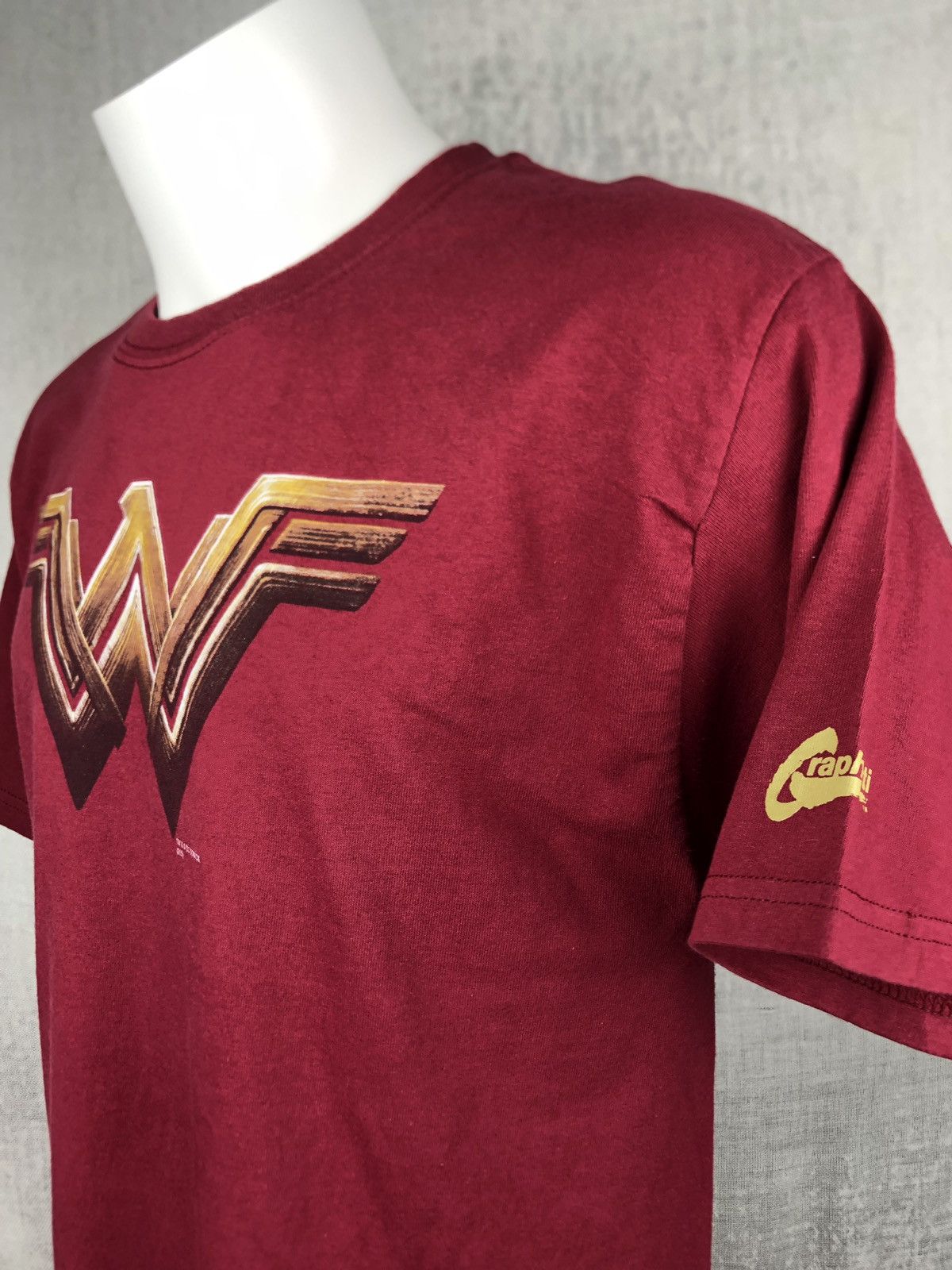 DC Comics Vintage 00s Wonder Women DC Comics Graphitti Shirt Size US L / EU 52-54 / 3 - 4 Thumbnail