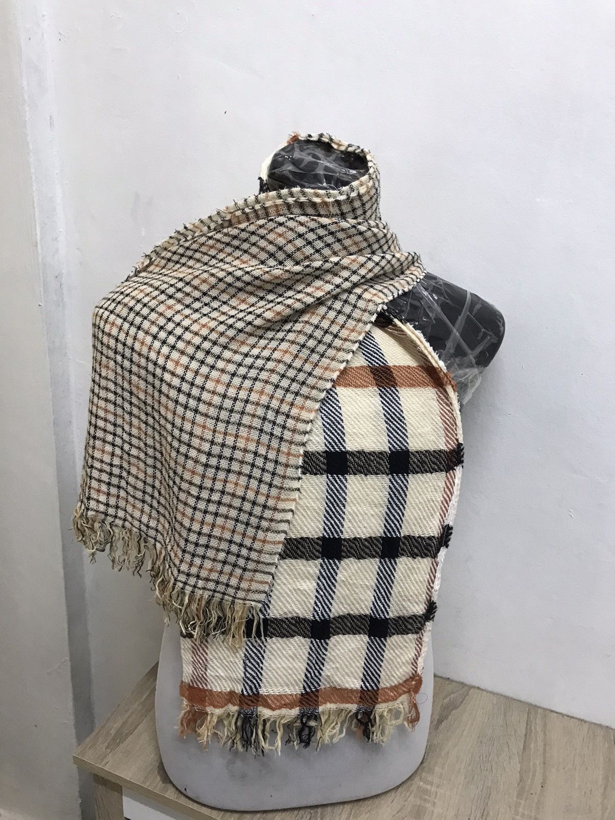 Other Vtg Daks London Nova Check 2 in 1 Knit Scarf Like Burberry Size ONE SIZE - 6 Thumbnail