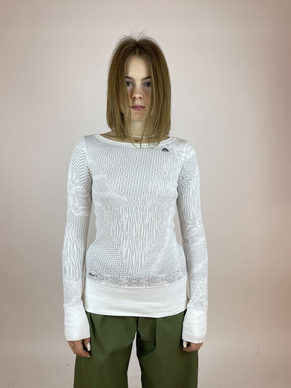 Nike ACG Nike ACG compression Long sleeve Geometric pattern Womens Size XS / US 0-2 / IT 36-38 - 8 Thumbnail