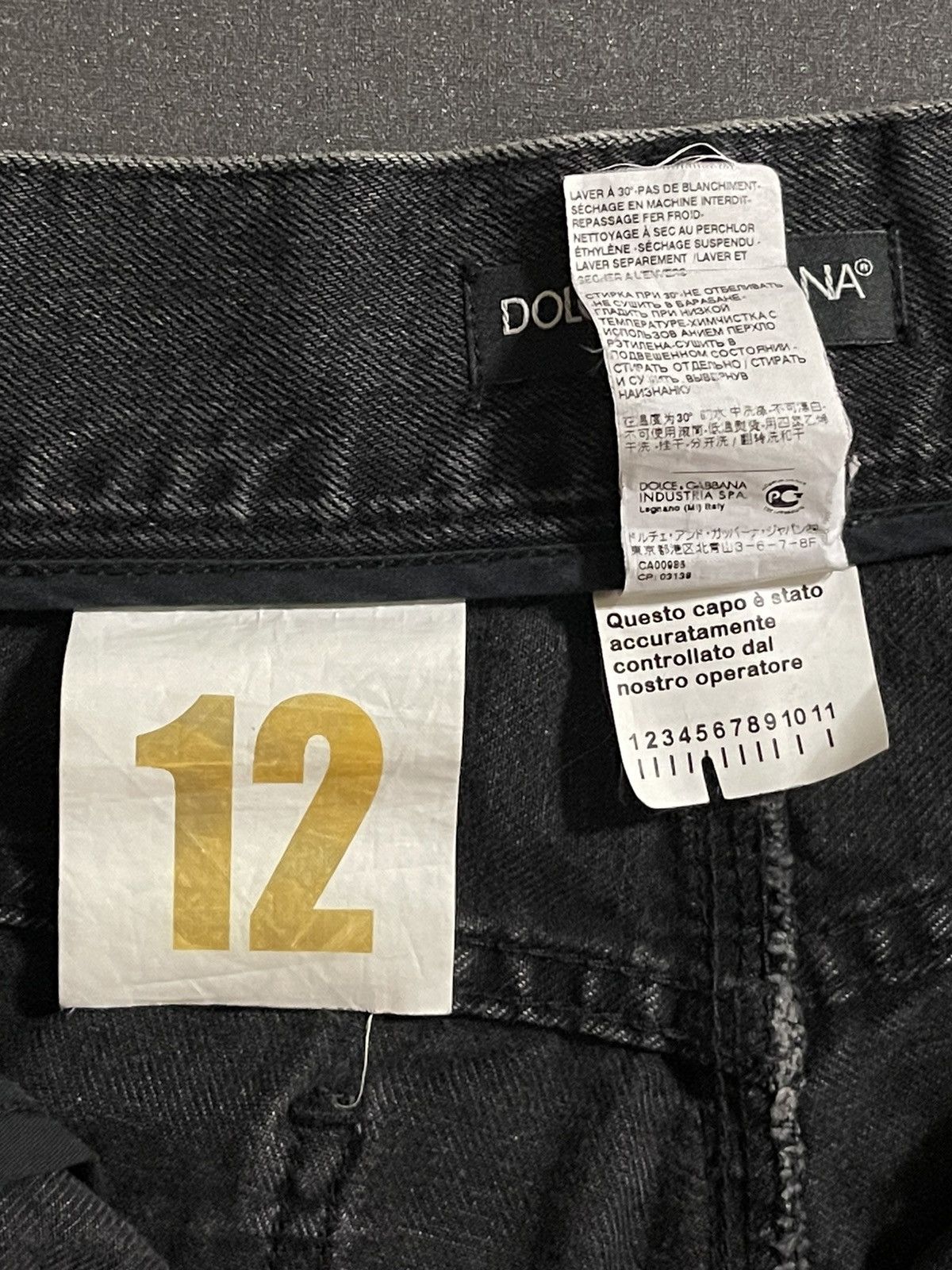 Dolce & Gabbana DOLCE & GABBANA DISTRESSED BLACK JEANS DENIM Size US 32 / EU 48 - 6 Thumbnail