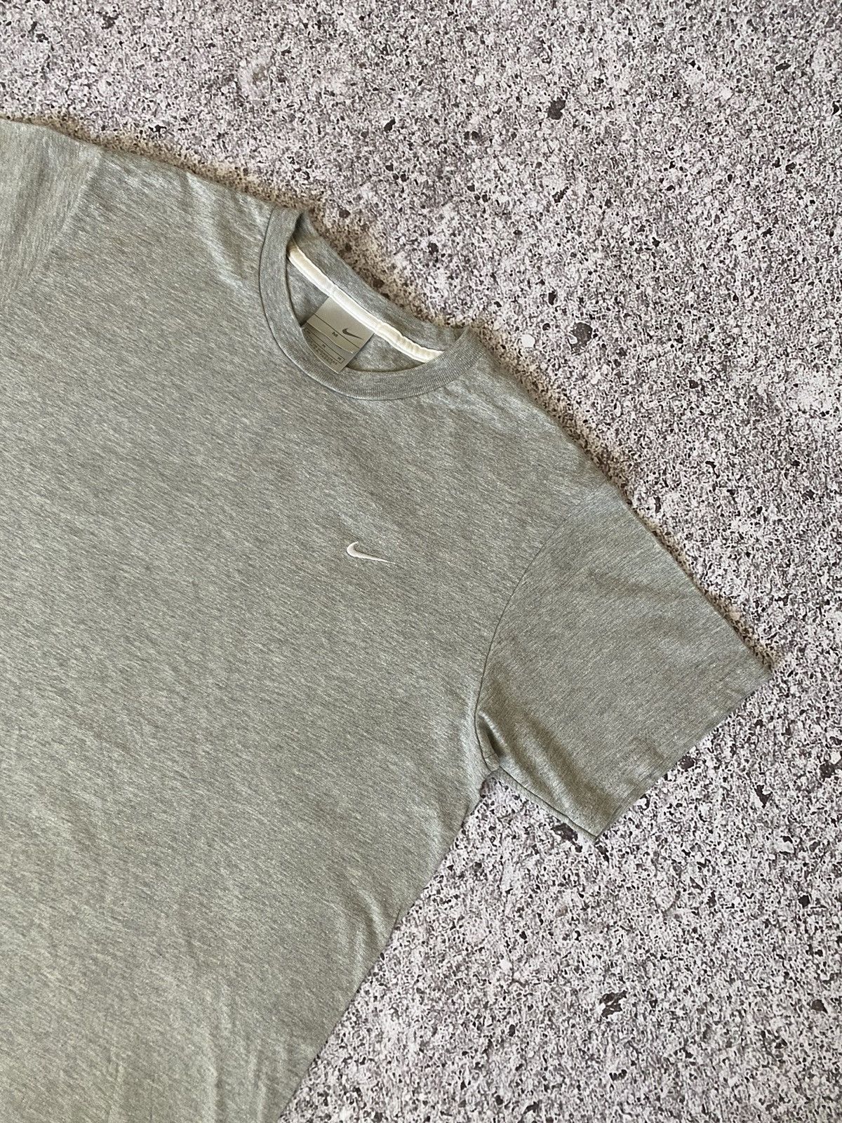 Nike × Vintage Vintage 00s Nike Swoosh T-shirt Size US M / EU 48-50 / 2 - 3 Thumbnail