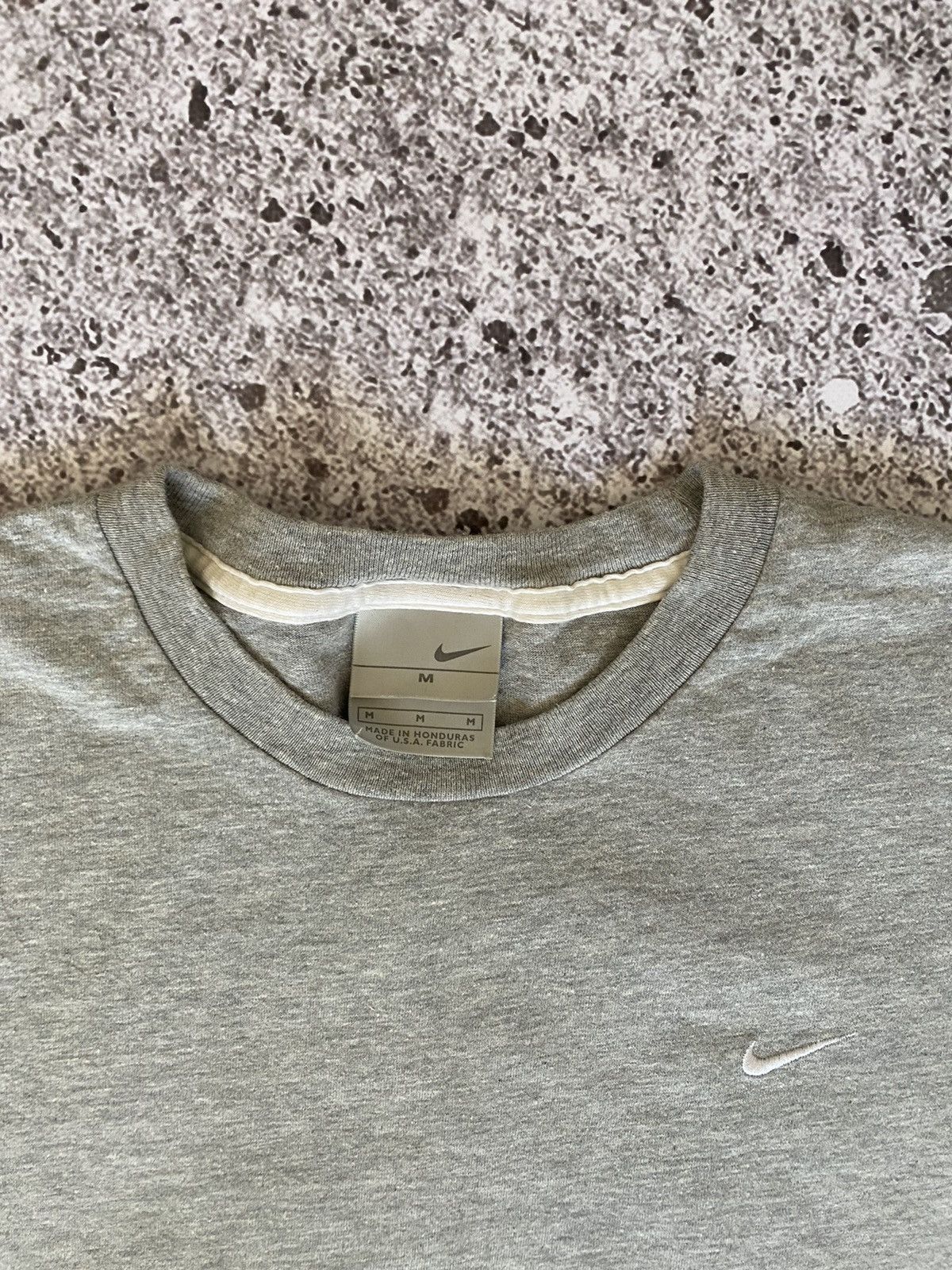 Nike × Vintage Vintage 00s Nike Swoosh T-shirt Size US M / EU 48-50 / 2 - 4 Thumbnail