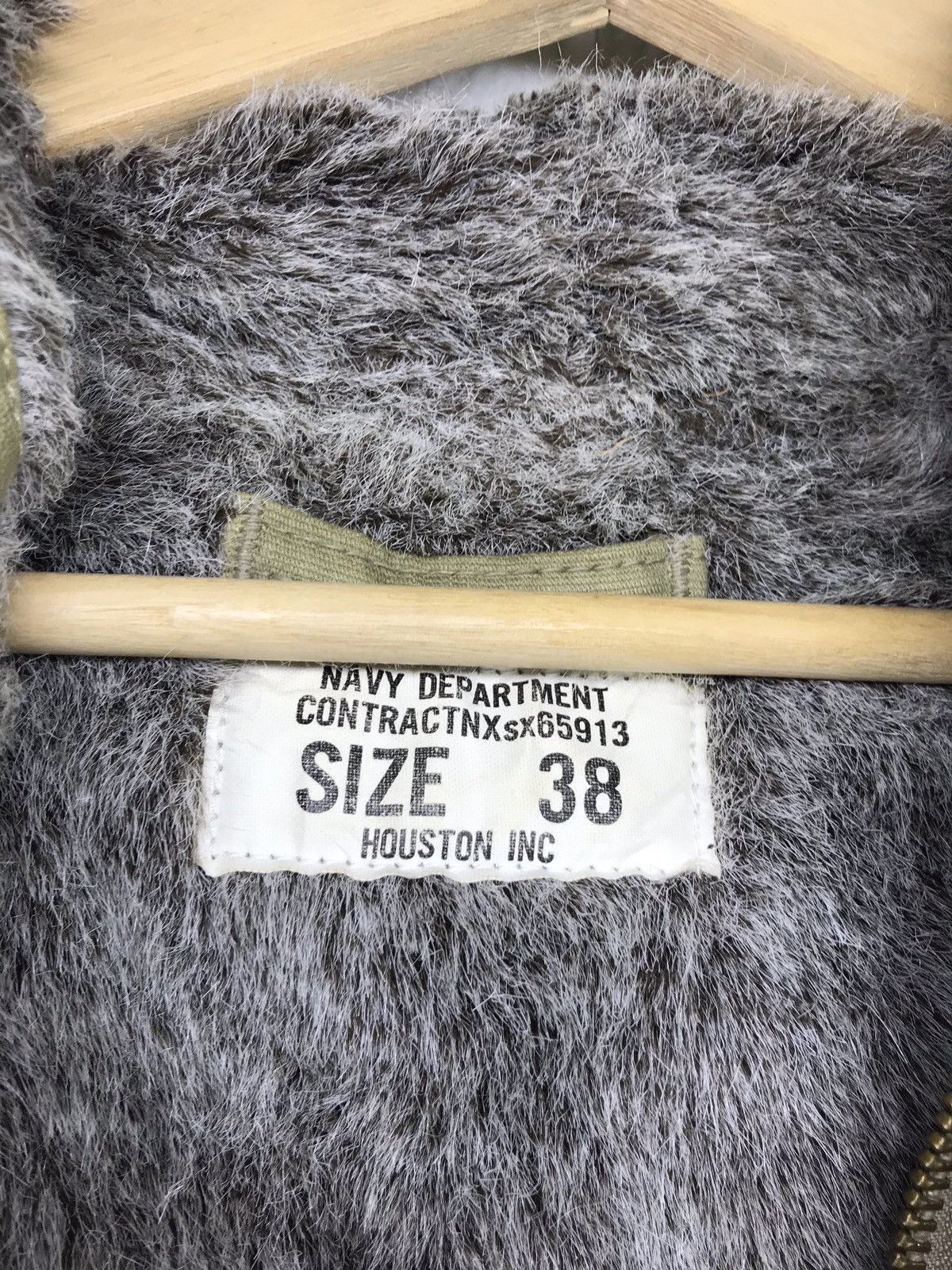 Vintage Vintage Houston Usn Military Fur Hoodie Parka Size US L / EU 52-54 / 3 - 7 Thumbnail