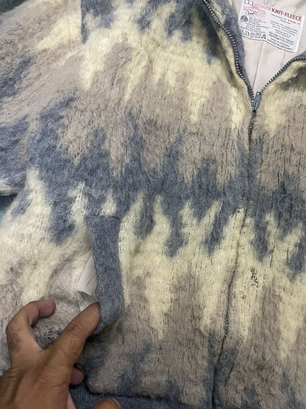 Vintage STOBI FLEECE ABSTRACT/ ART BOMBER JACKET Size US L / EU 52-54 / 3 - 6 Thumbnail
