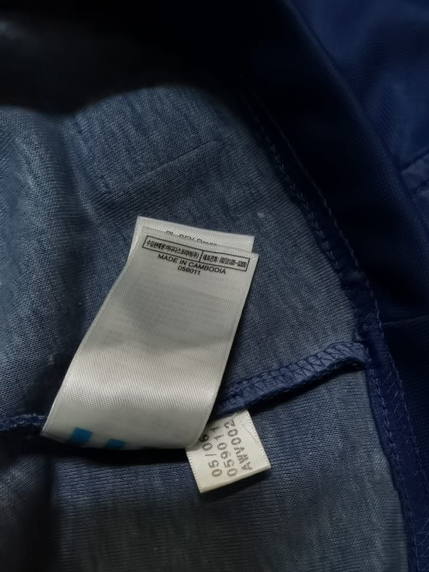 Adidas × Vintage Vintage Adidas SFY Dress Shirt Patches Design Rare Size S / US 4 / IT 40 - 11 Thumbnail