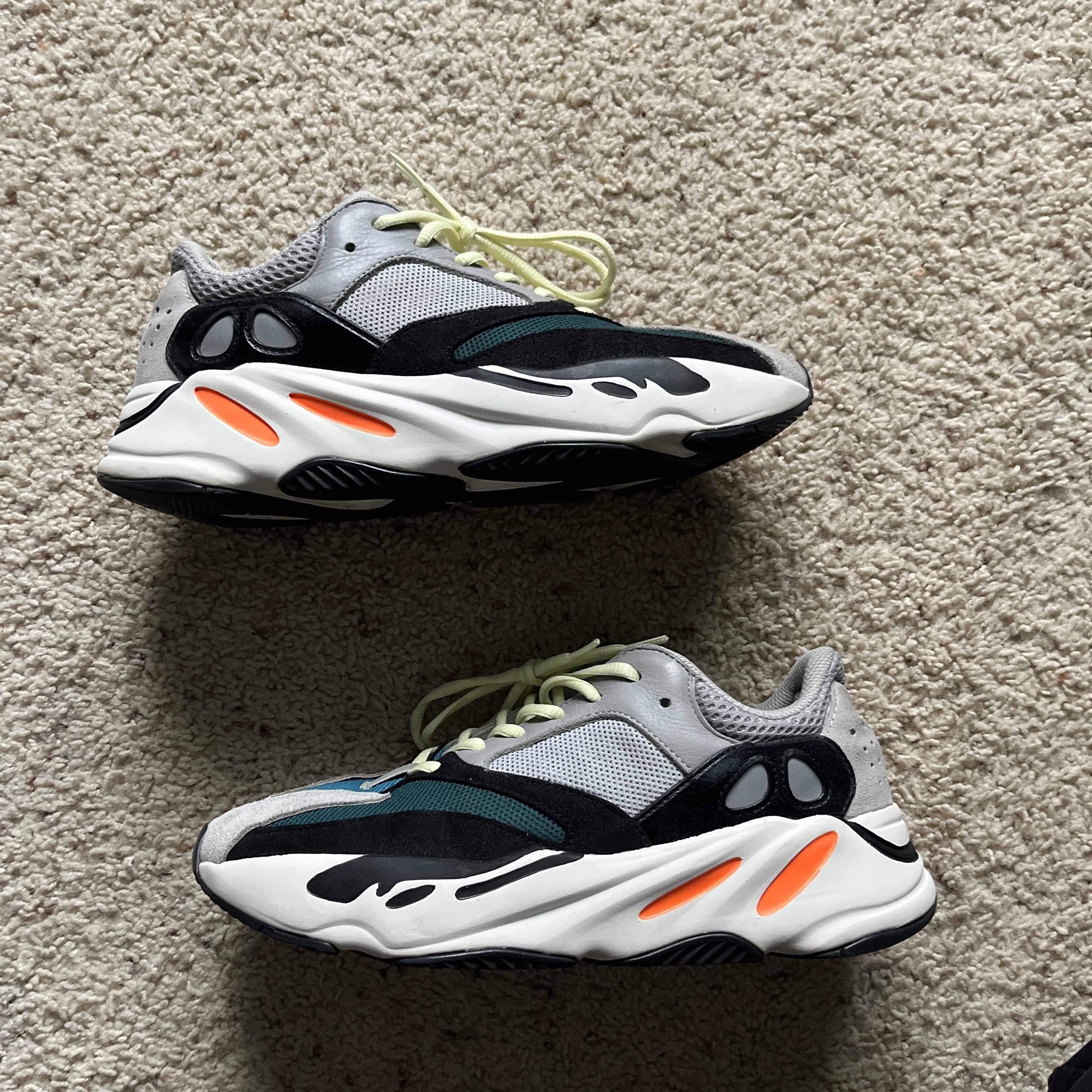 Adidas yeezy 700 wave runner outlet 03