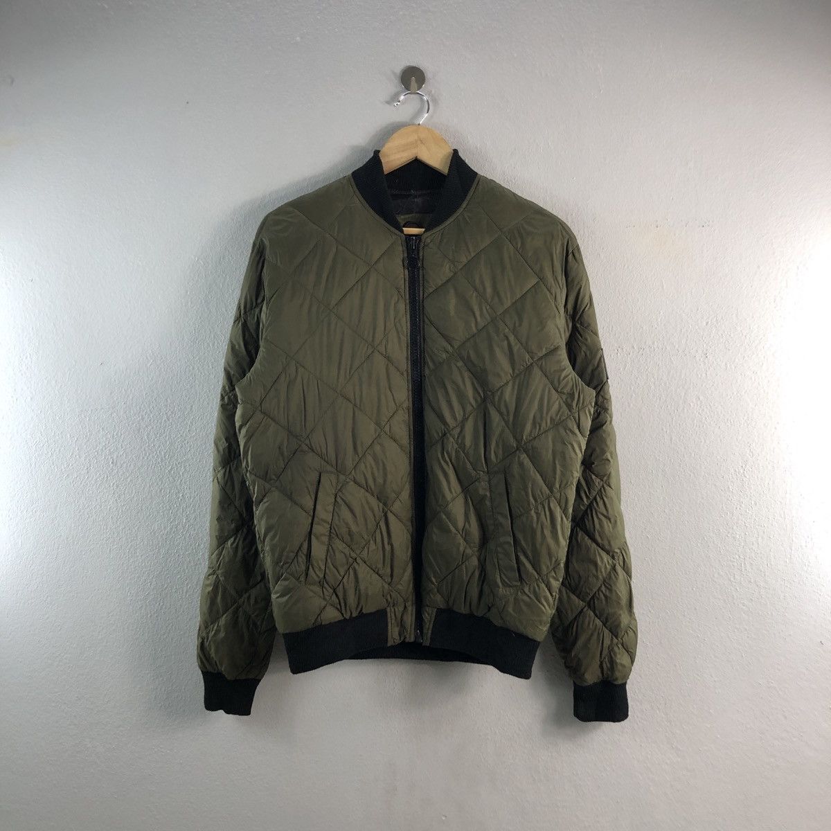 Bershka Quilted Style Zipper Bomber Outerwear Jacket