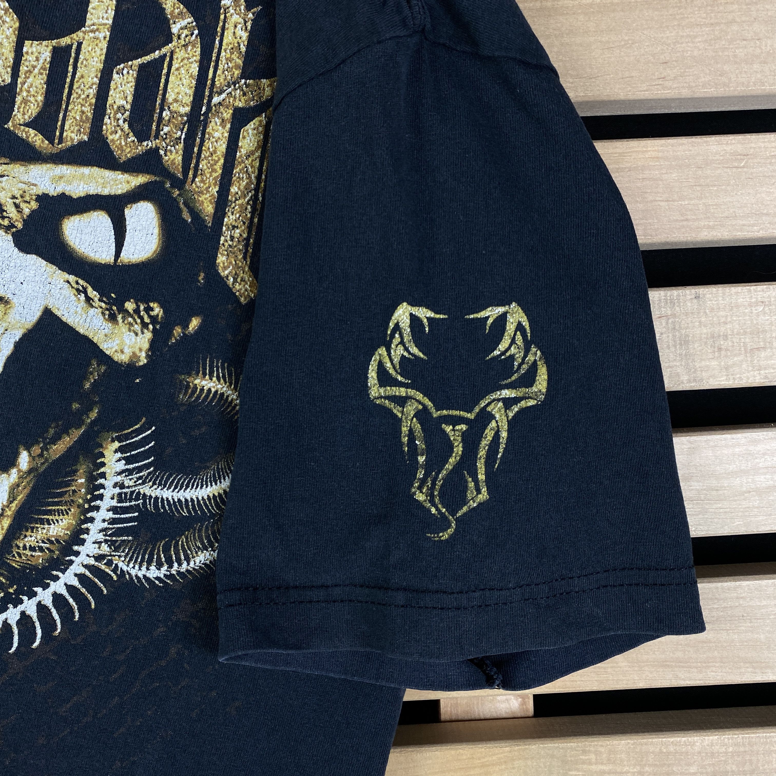 Band Tees Mens T-Shirt WWE Apex Predator Randy Orton Vintage Size XL Size US XL / EU 56 / 4 - 3 Thumbnail
