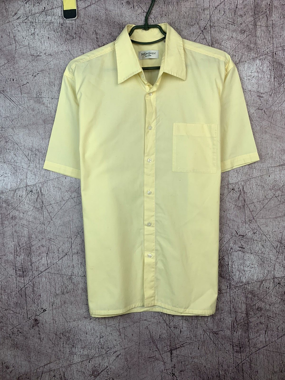 Yves Saint Laurent Yves Saint Laurent YSL Mens Shorts Sleeve Shirt Size US L / EU 52-54 / 3 - 1 Thumbnail