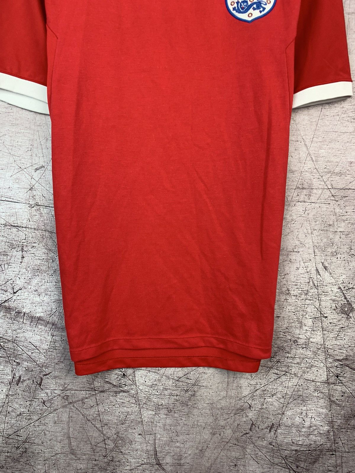 Umbro × Vintage Vintage Umbro England Red Jersey T-Shirt Size US S / EU 44-46 / 1 - 3 Thumbnail