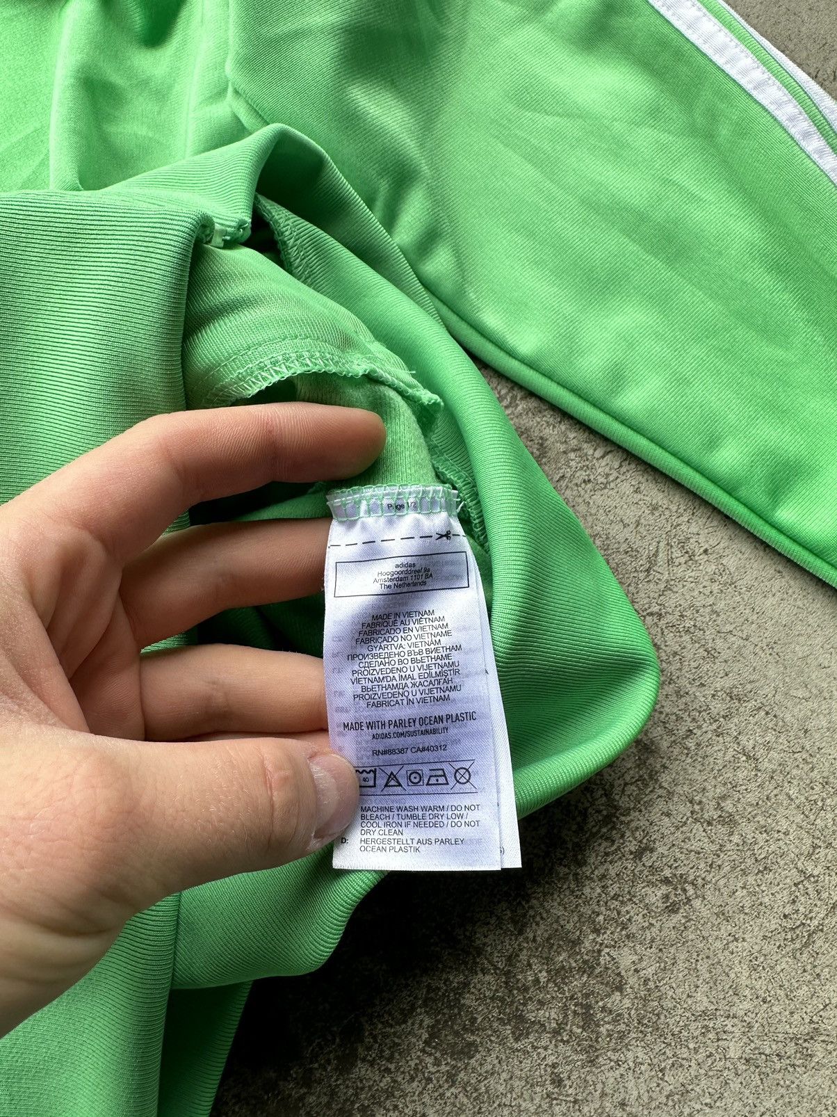 Adidas Adidas Tracksuit Set Size US S / EU 44-46 / 1 - 5 Thumbnail