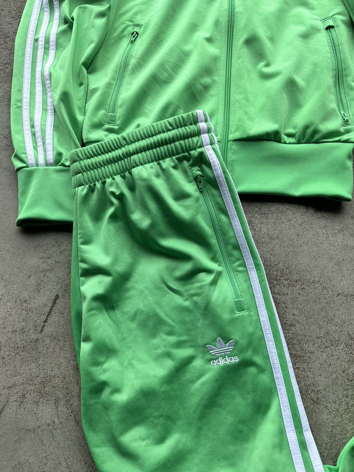 Adidas Adidas Tracksuit Set Size US S / EU 44-46 / 1 - 2 Thumbnail