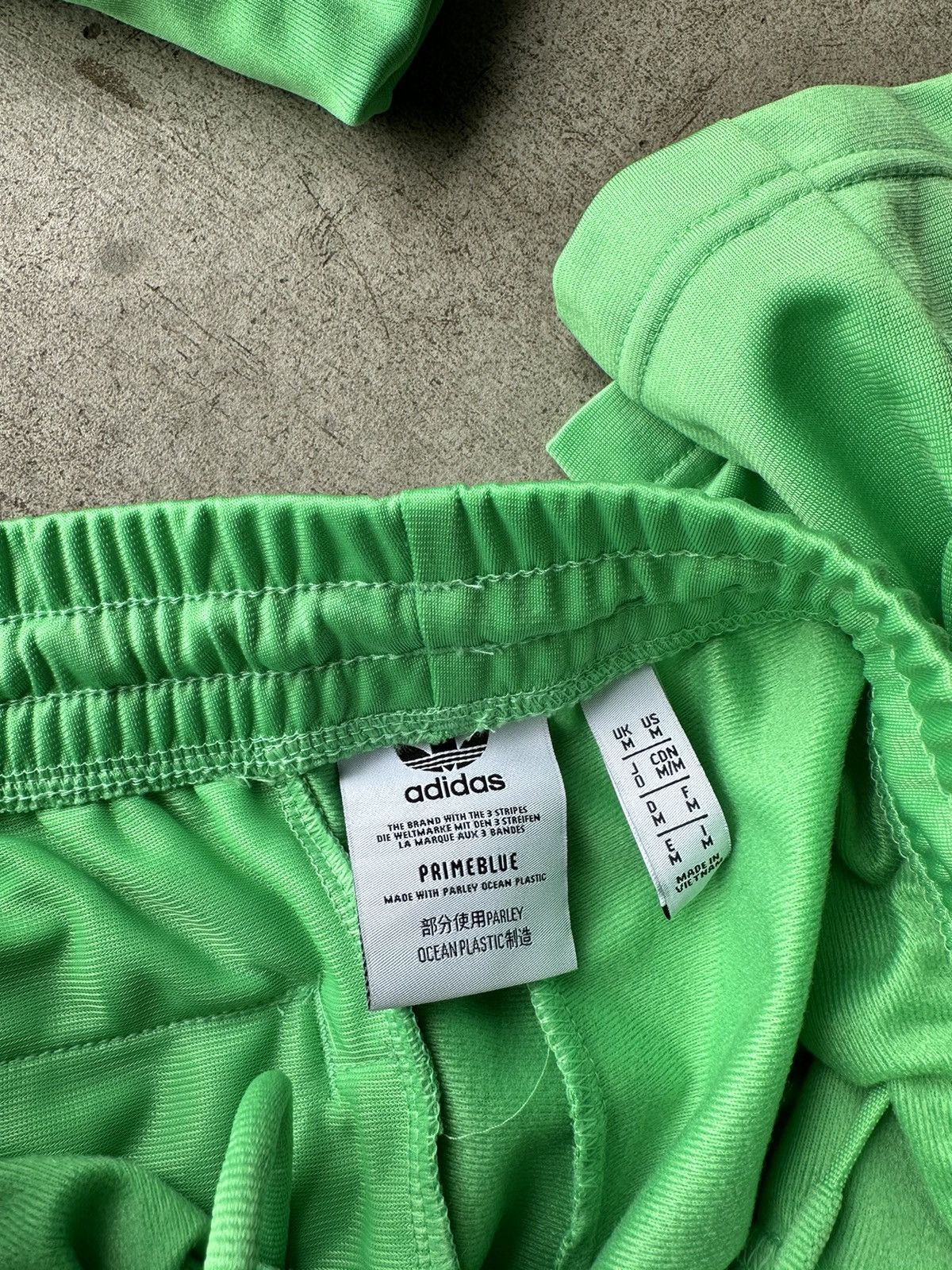 Adidas Adidas Tracksuit Set Size US S / EU 44-46 / 1 - 7 Thumbnail