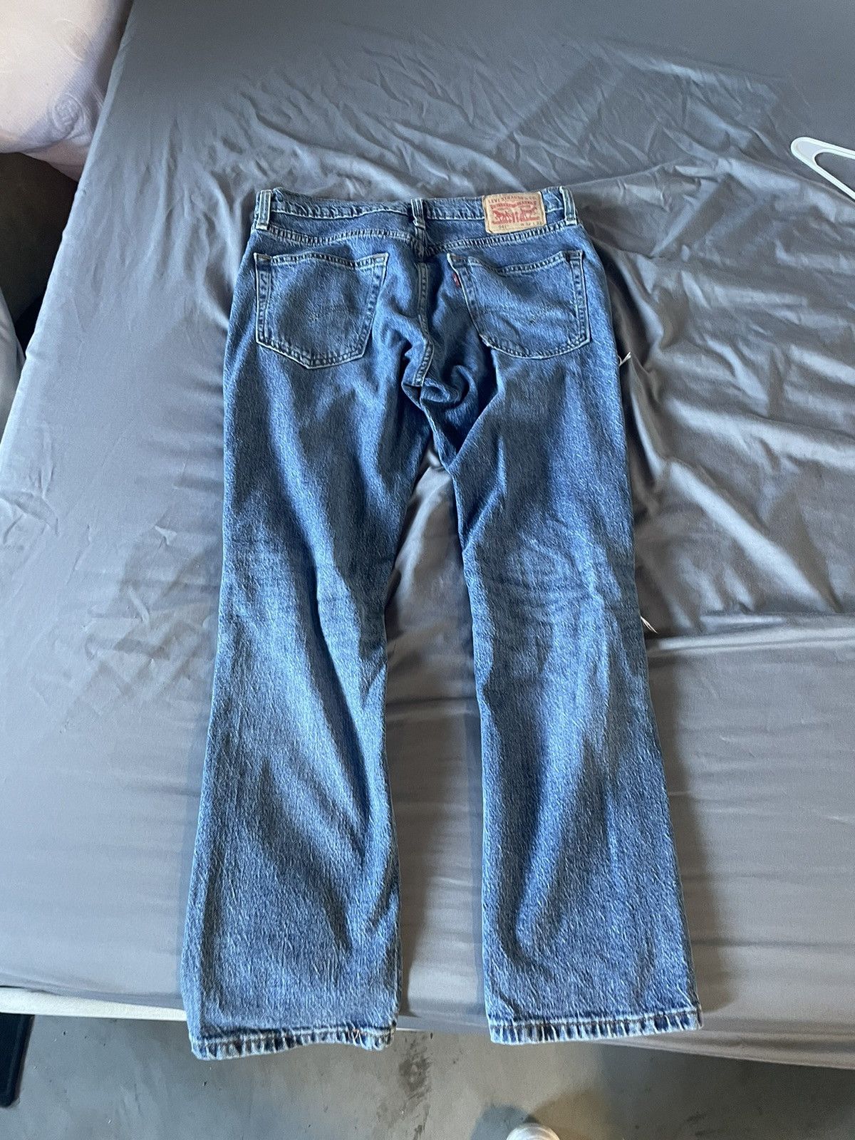 Levi's Levi’s distressed jeans with camo inserts Size US 32 / EU 48 - 2 Thumbnail
