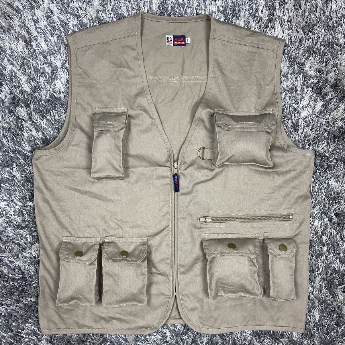 Columbia × Vintage 1990s Red / Beige Mesh Multipocket PFG vest 