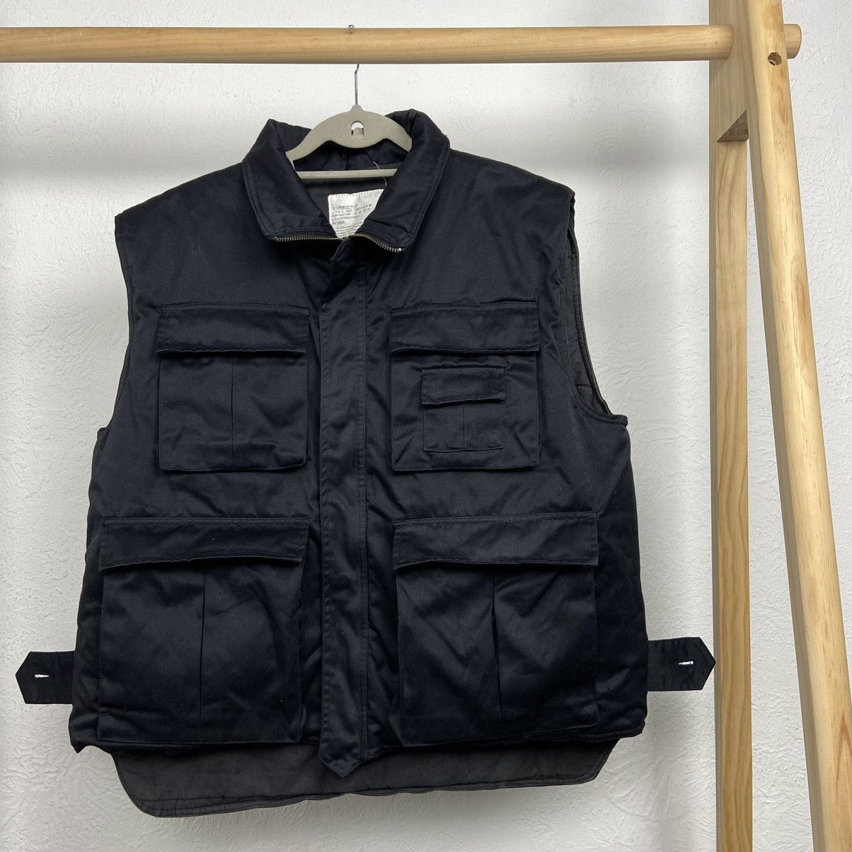 Other ARCHIVE BAGGY PUFF MULTIPOCKET UTILITY BONDAGE VEST - № 2090 Size US XL / EU 56 / 4 - 4 Thumbnail