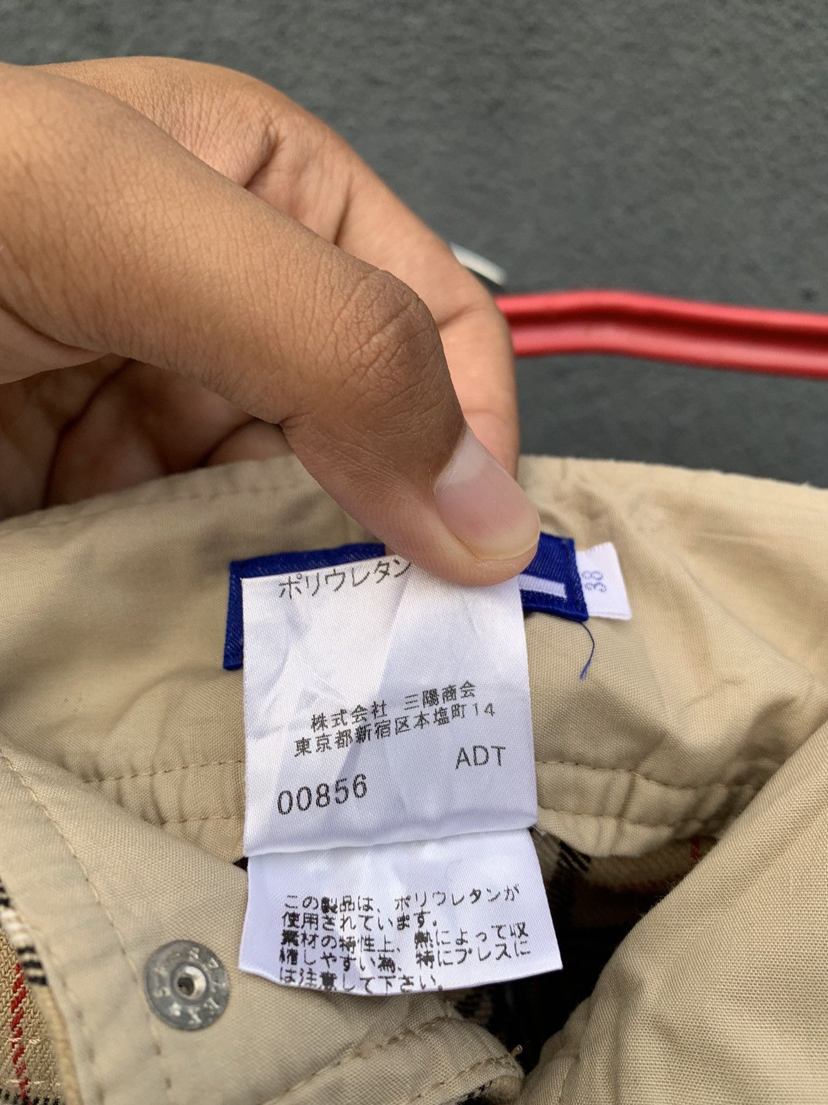 Burberry BURBERRY LONDON BLUE LABEL NOVA CHECK PANTS(KIDS) Size US 26 / EU 42 - 11 Thumbnail