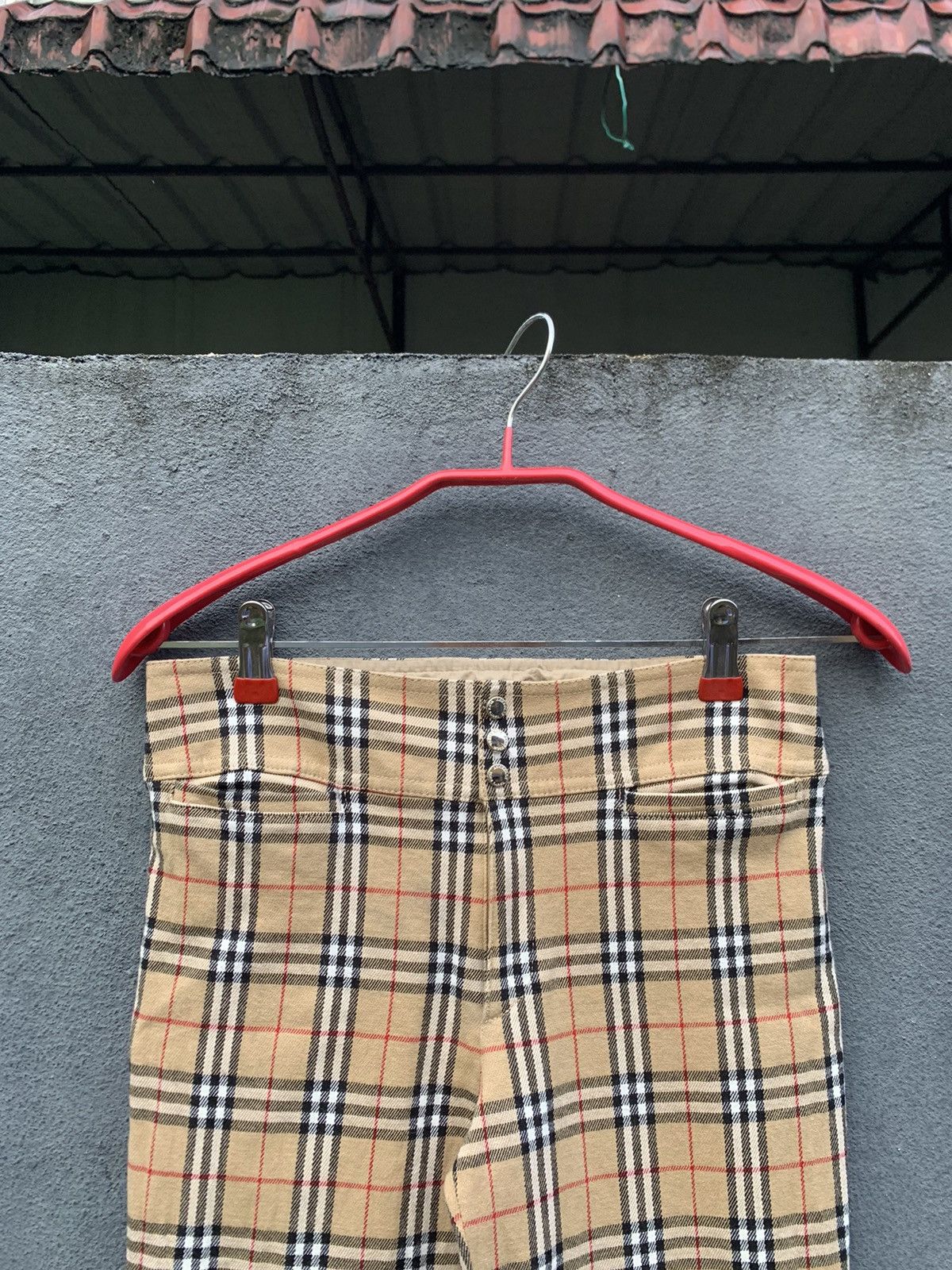 Burberry BURBERRY LONDON BLUE LABEL NOVA CHECK PANTS(KIDS) Size US 26 / EU 42 - 5 Thumbnail