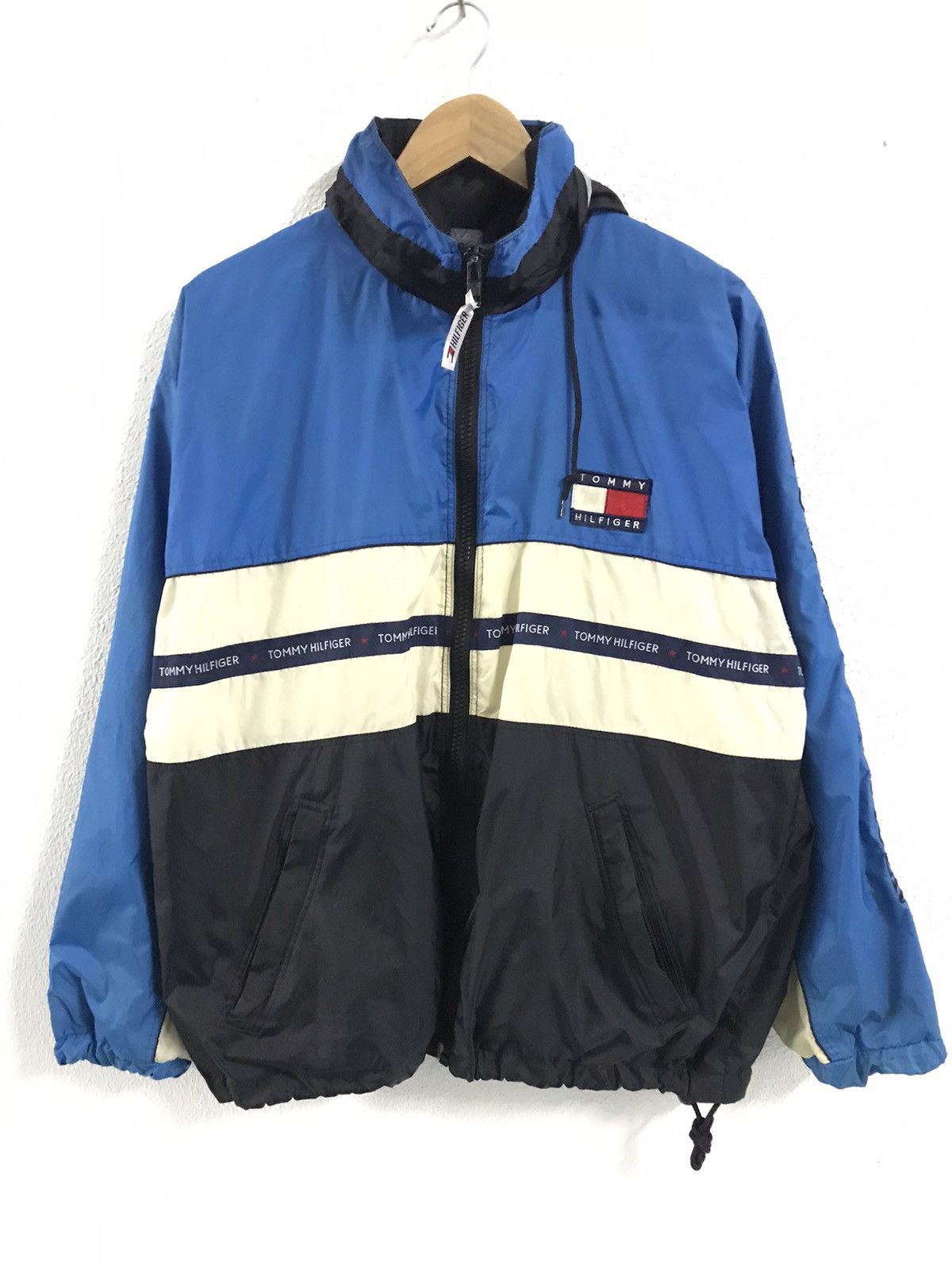 Tommy Hilfiger Tommy Hilfiger Embroidered Big Logo Size US S / EU 44-46 / 1 - 4 Thumbnail