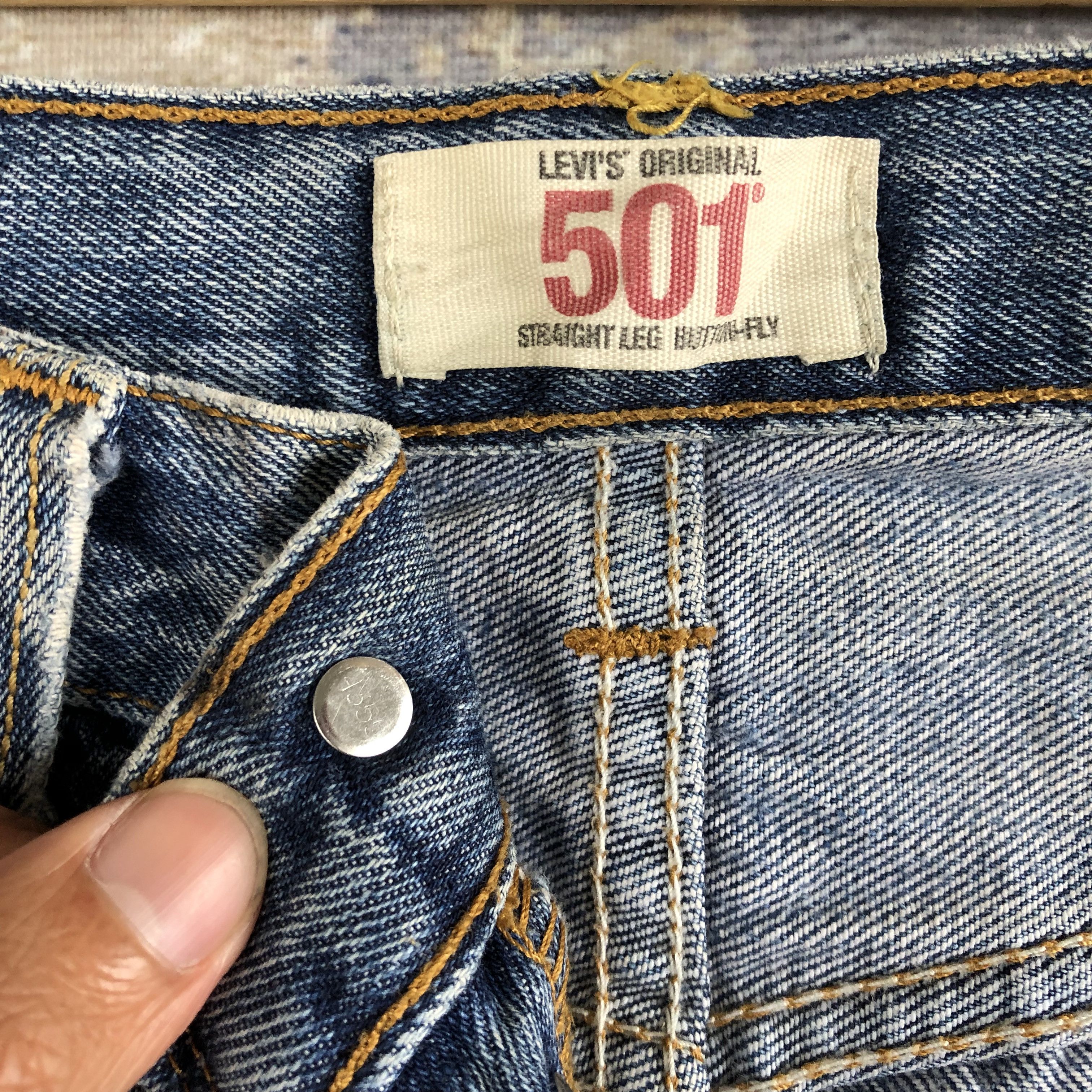 Jean Vintage Levis 501 Jeans Distressed Dirty Blue Levi's Denim Size US 32 / EU 48 - 7 Thumbnail