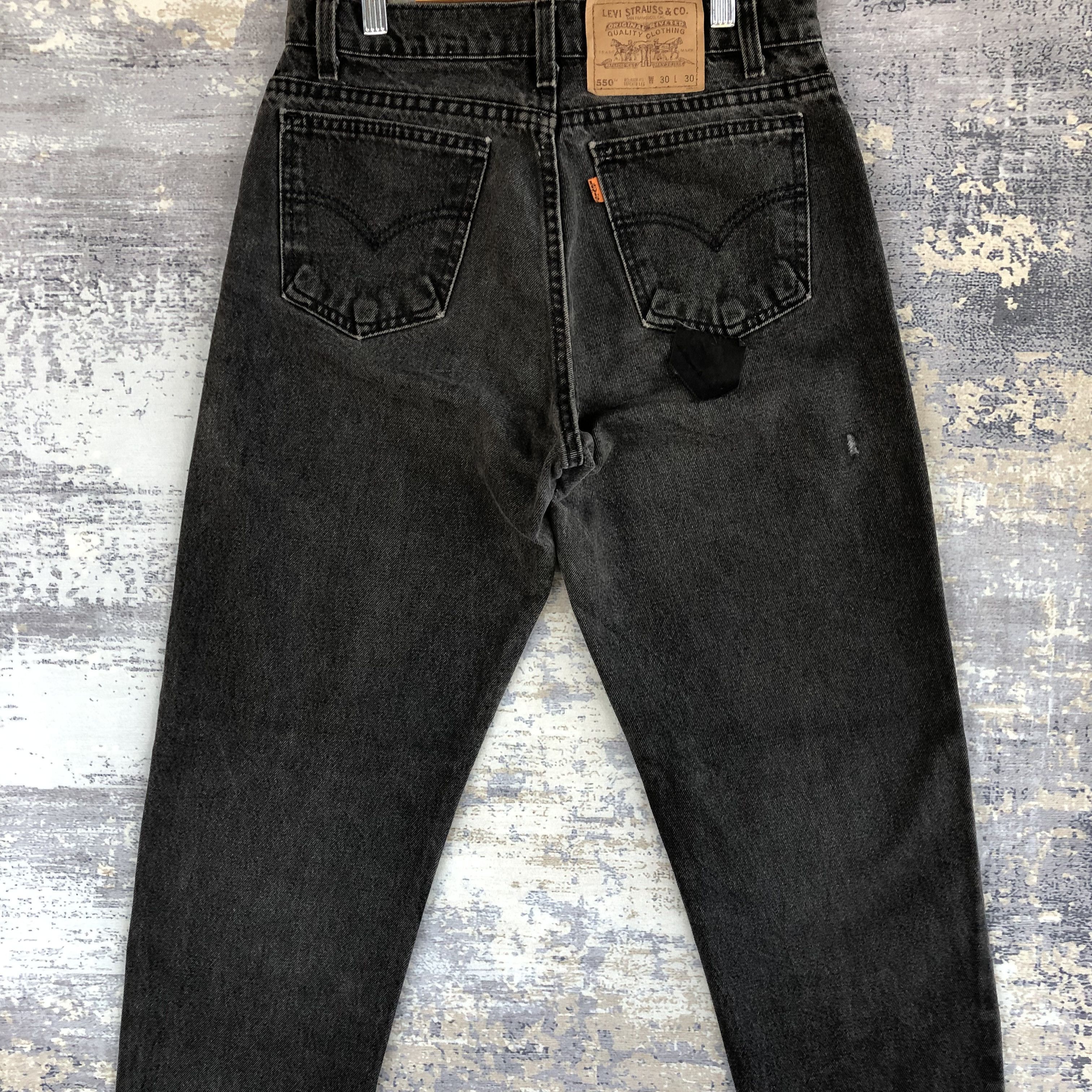 Levi's Levis 550 Faded Black Denim Distressed Orange Tab Jeans Size 26" / US 2 / IT 38 - 6 Thumbnail