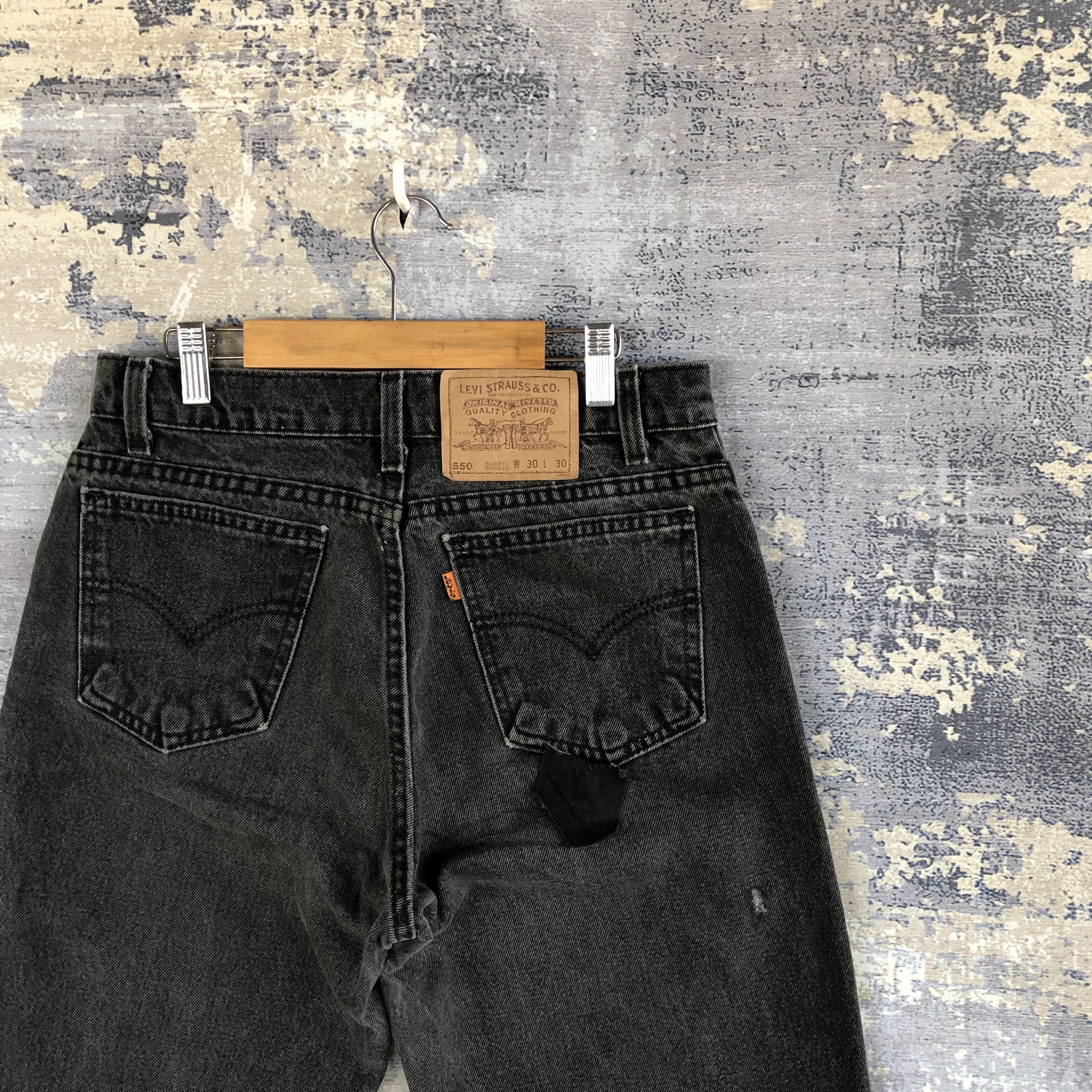 Levi's Levis 550 Faded Black Denim Distressed Orange Tab Jeans Size 26" / US 2 / IT 38 - 7 Thumbnail