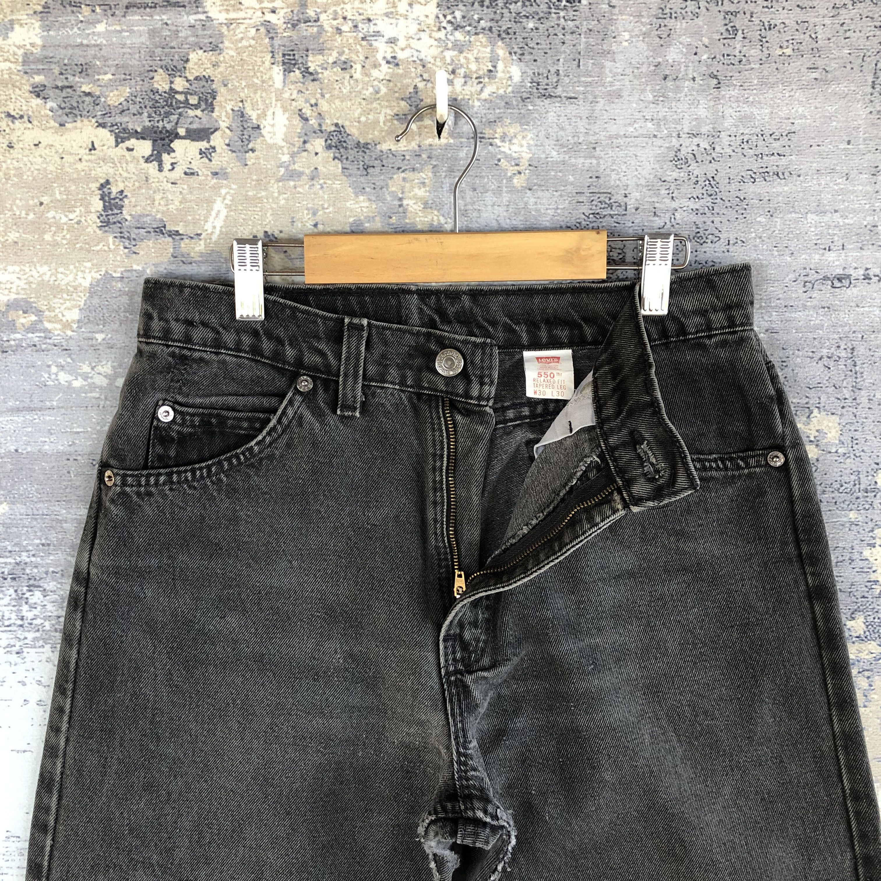Levi's Levis 550 Faded Black Denim Distressed Orange Tab Jeans Size 26" / US 2 / IT 38 - 10 Thumbnail