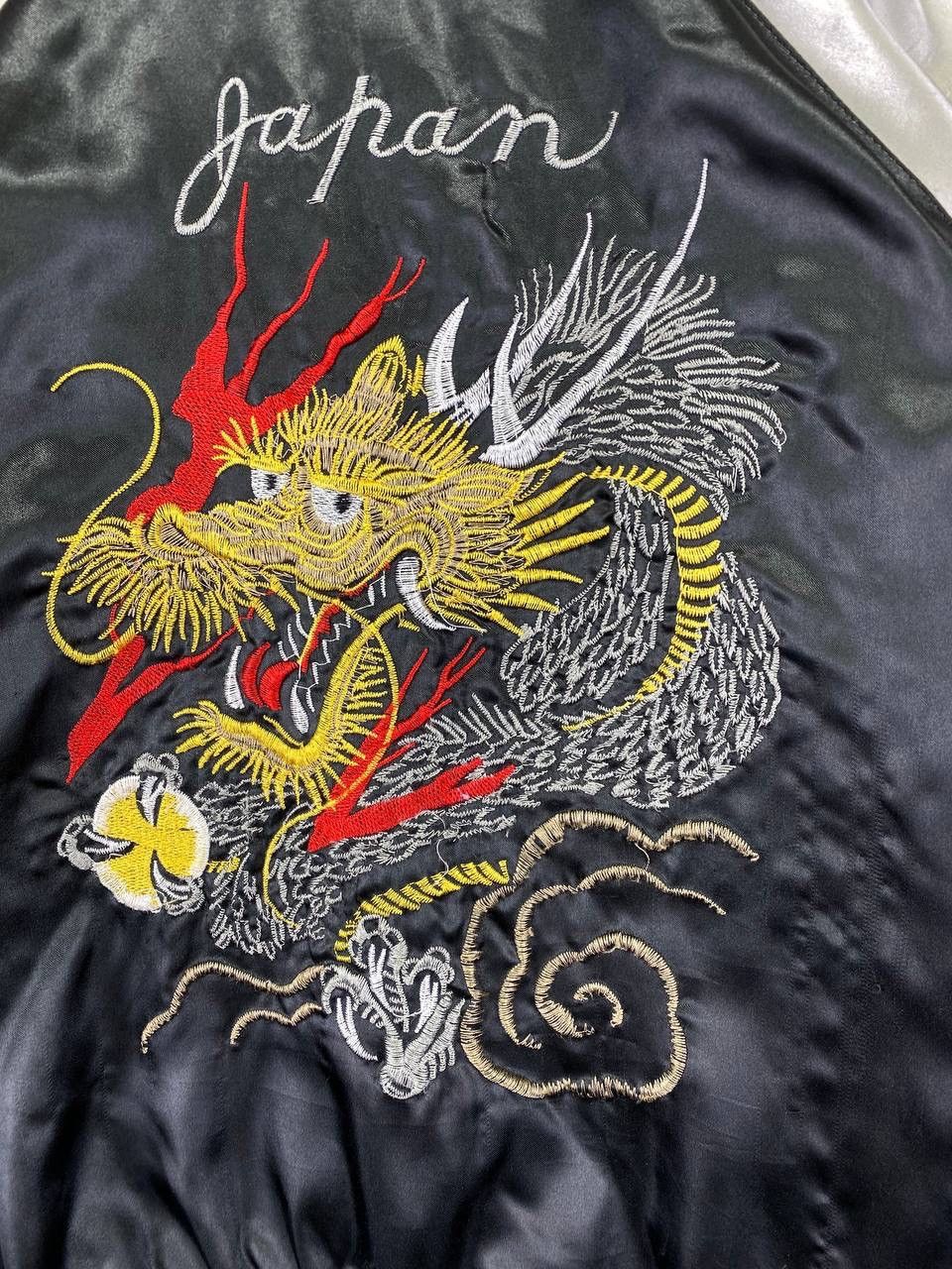 Japanese Brand Vintage Sukajan Dragon Embroidery Big Logo Souvenir Jacket Size M / US 6-8 / IT 42-44 - 3 Thumbnail