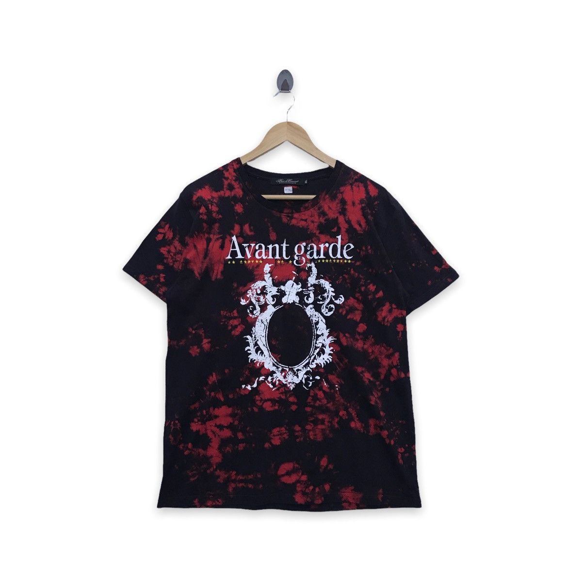 Rare!! Avant Garde Nice Design T-shirt