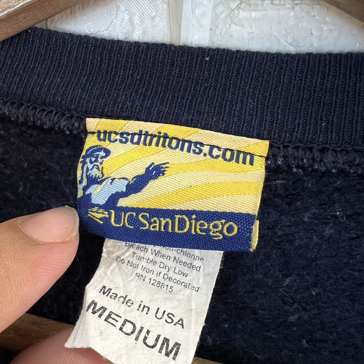 Vintage VINTAGE UCSD TRITONS SWEATSHIRT BIG LOGO MADE IN USA Size US M / EU 48-50 / 2 - 7 Thumbnail