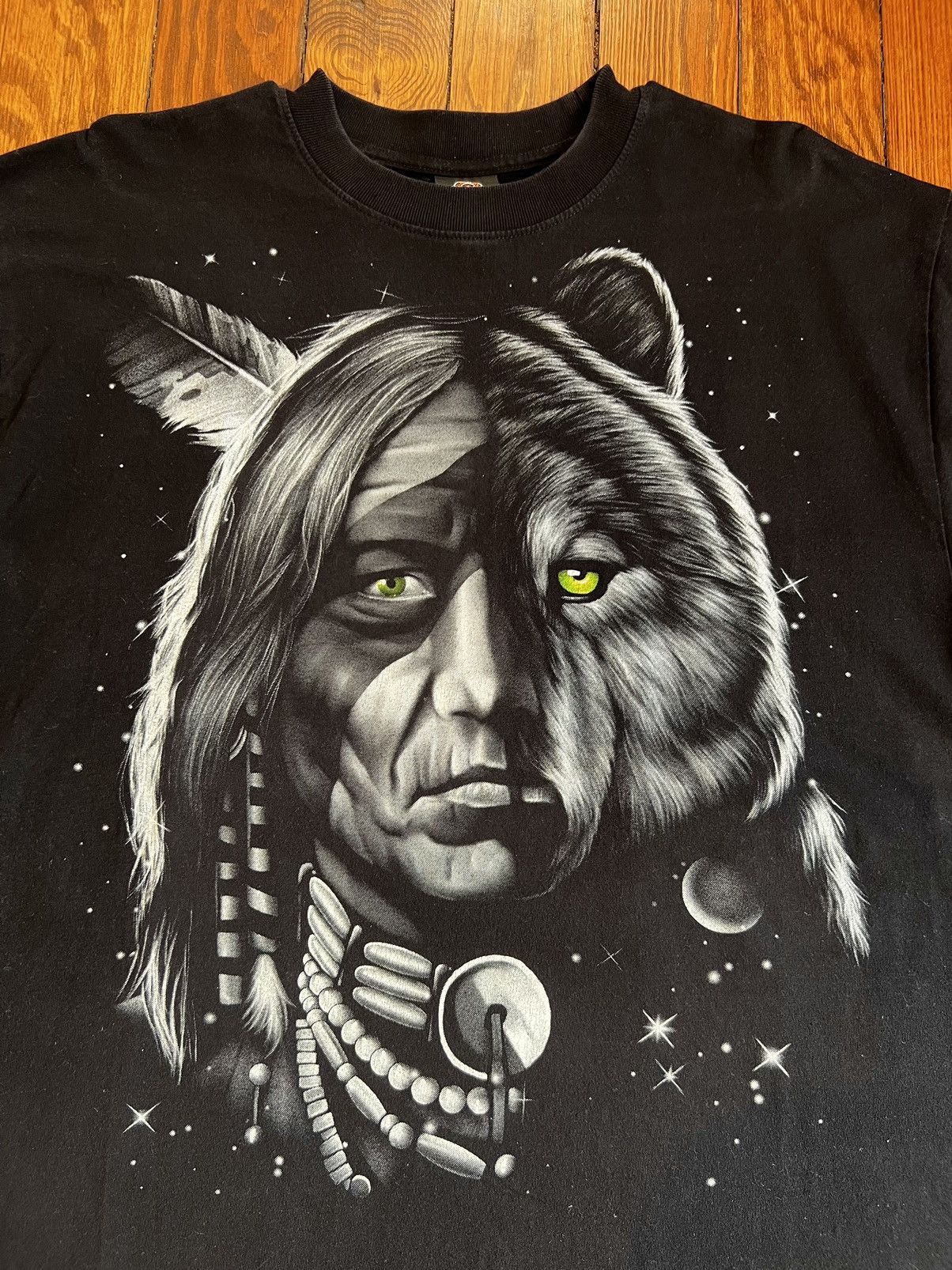 Vintage Vintage 90s Rock Eagle Native American Wolf Shirt Size US XL / EU 56 / 4 - 1 Thumbnail