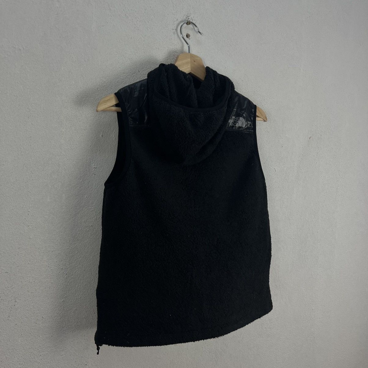 The North Face RARE FLEECE VEST TANKTOP SLEEVELESS THE NORTH FACE Size US M / EU 48-50 / 2 - 6 Thumbnail