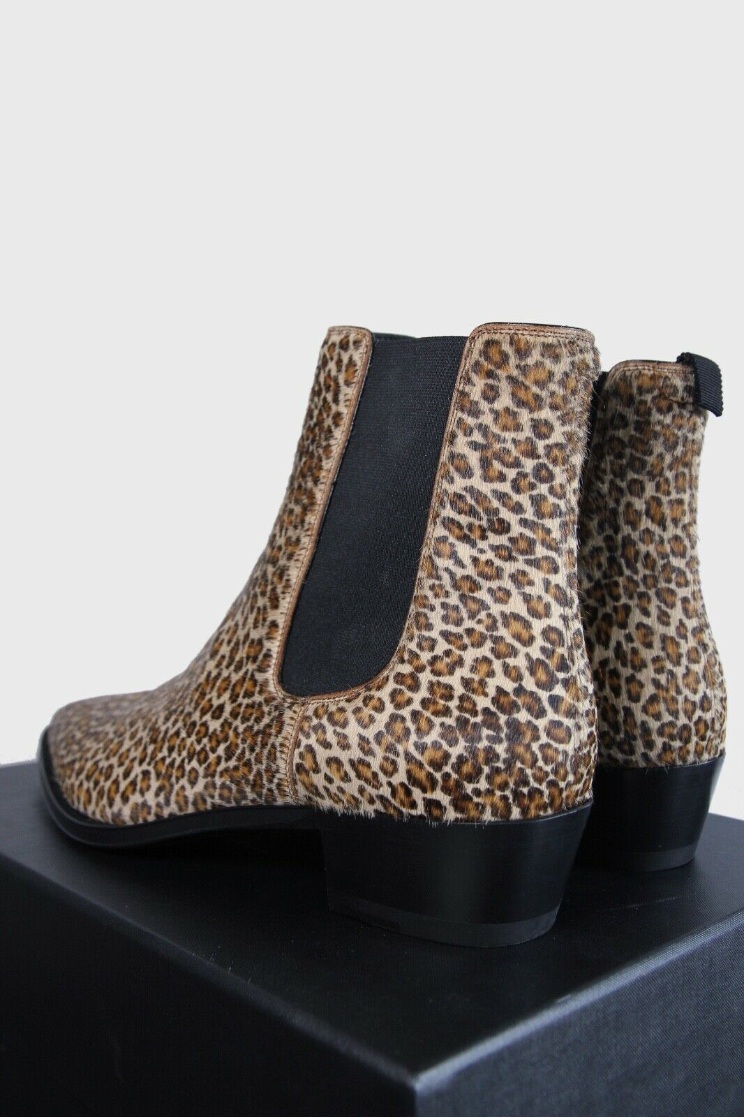 Celine × Hedi Slimane Celine Camargue Chelsea Boots babycat leopard Leather 9 42 Size US 9 / EU 42 - 7 Thumbnail