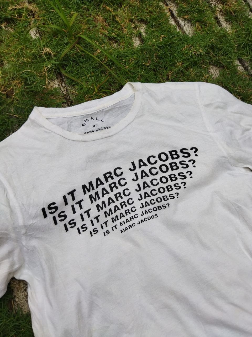 Marc Jacobs Marc Jacobs Spell Out Tshirt Size US S / EU 44-46 / 1 - 3 Thumbnail