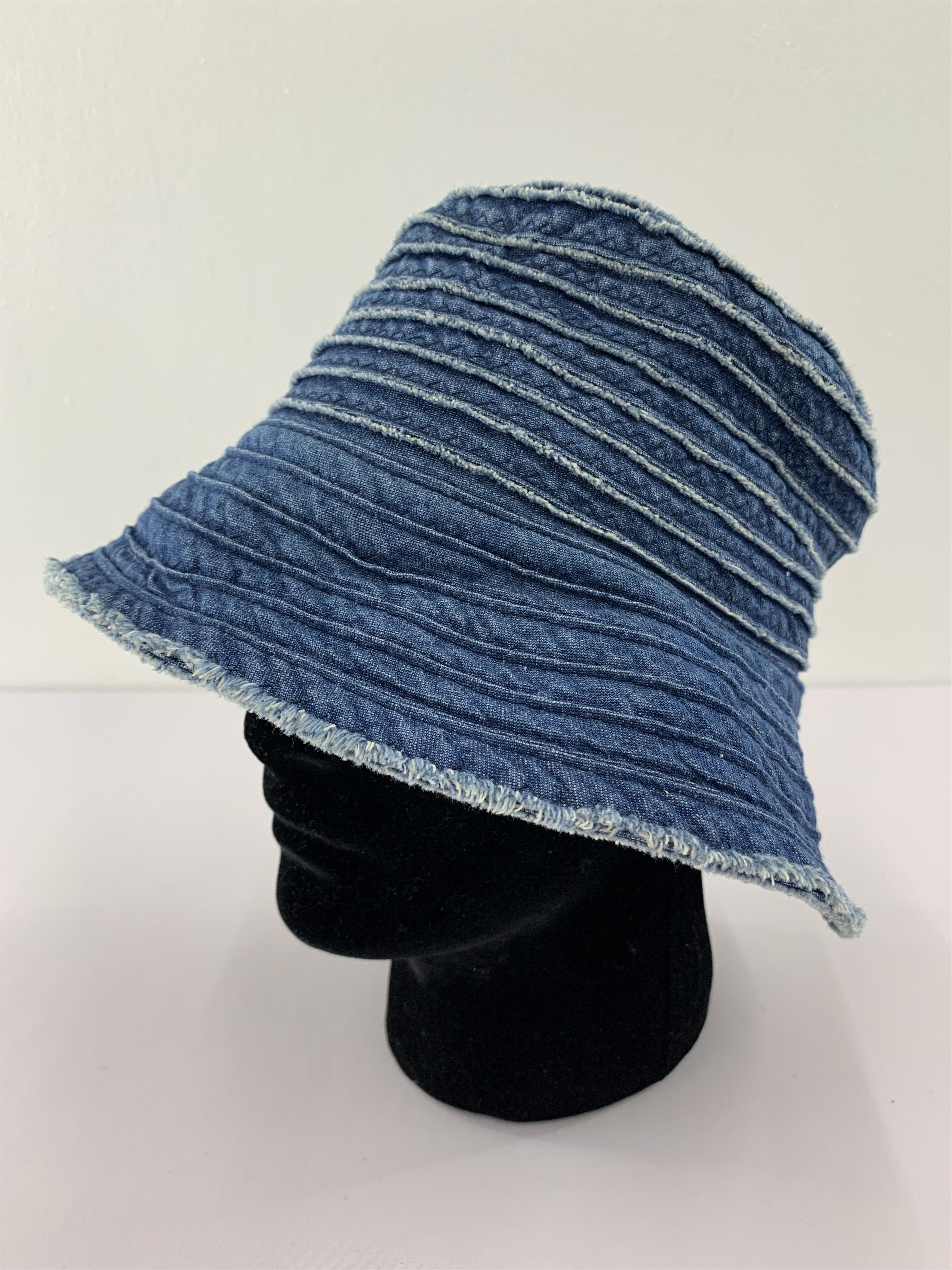 Other Hat Denim Distressed | Bucket Hat Size ONE SIZE - 4 Thumbnail