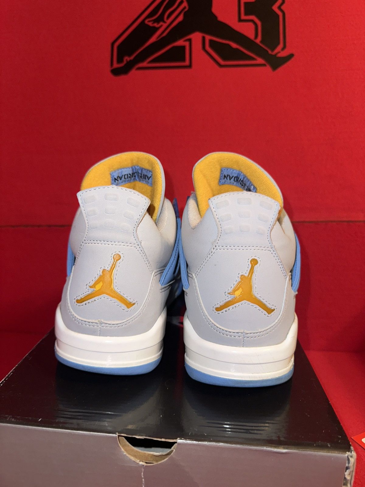 Jordan Brand Authentic 2006 Air Jordan Retro 4 “Mist Blue” Size US 10.5 / EU 43-44 - 6 Thumbnail