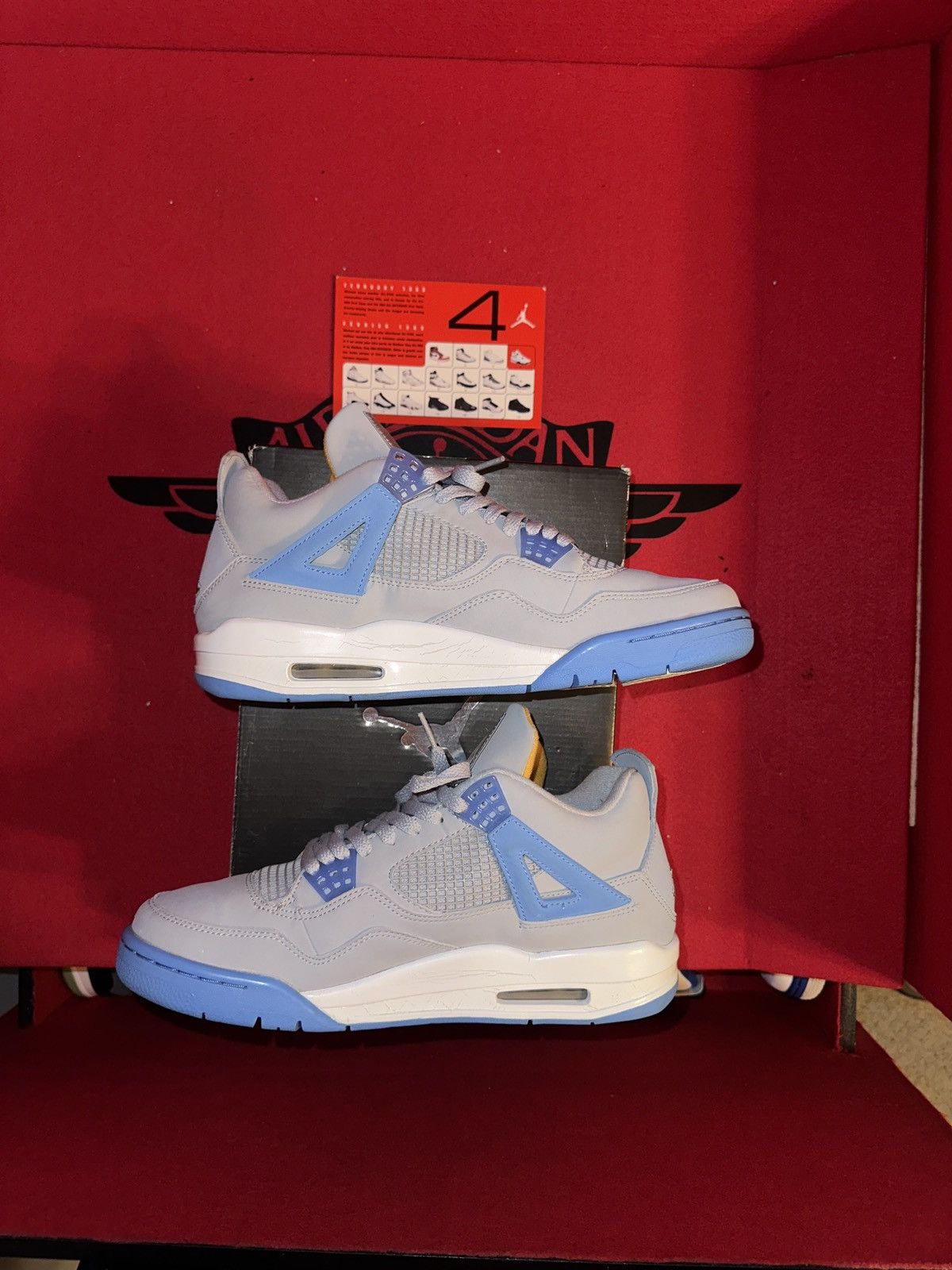 Jordan Brand Authentic 2006 Air Jordan Retro 4 “Mist Blue” Size US 10.5 / EU 43-44 - 5 Thumbnail