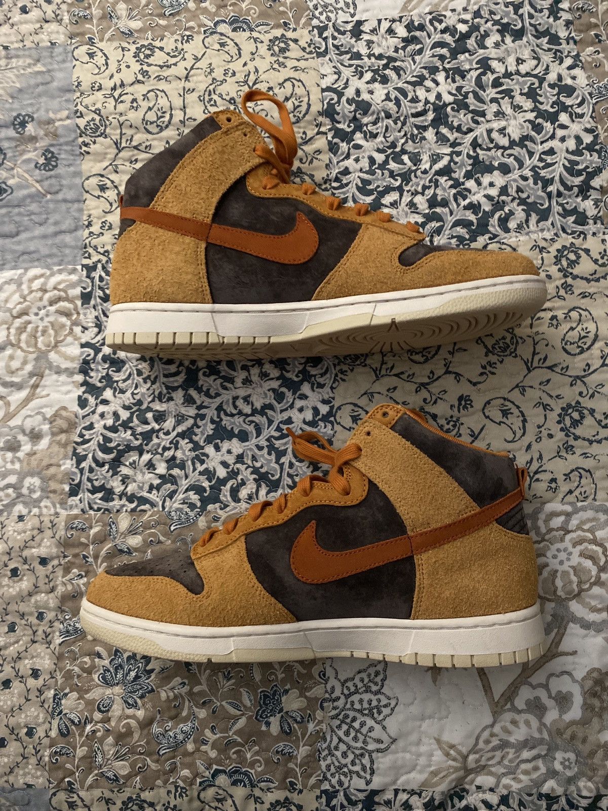 Nike Dunk high Medium Curry Size US 11 / EU 44 - 2 Thumbnail