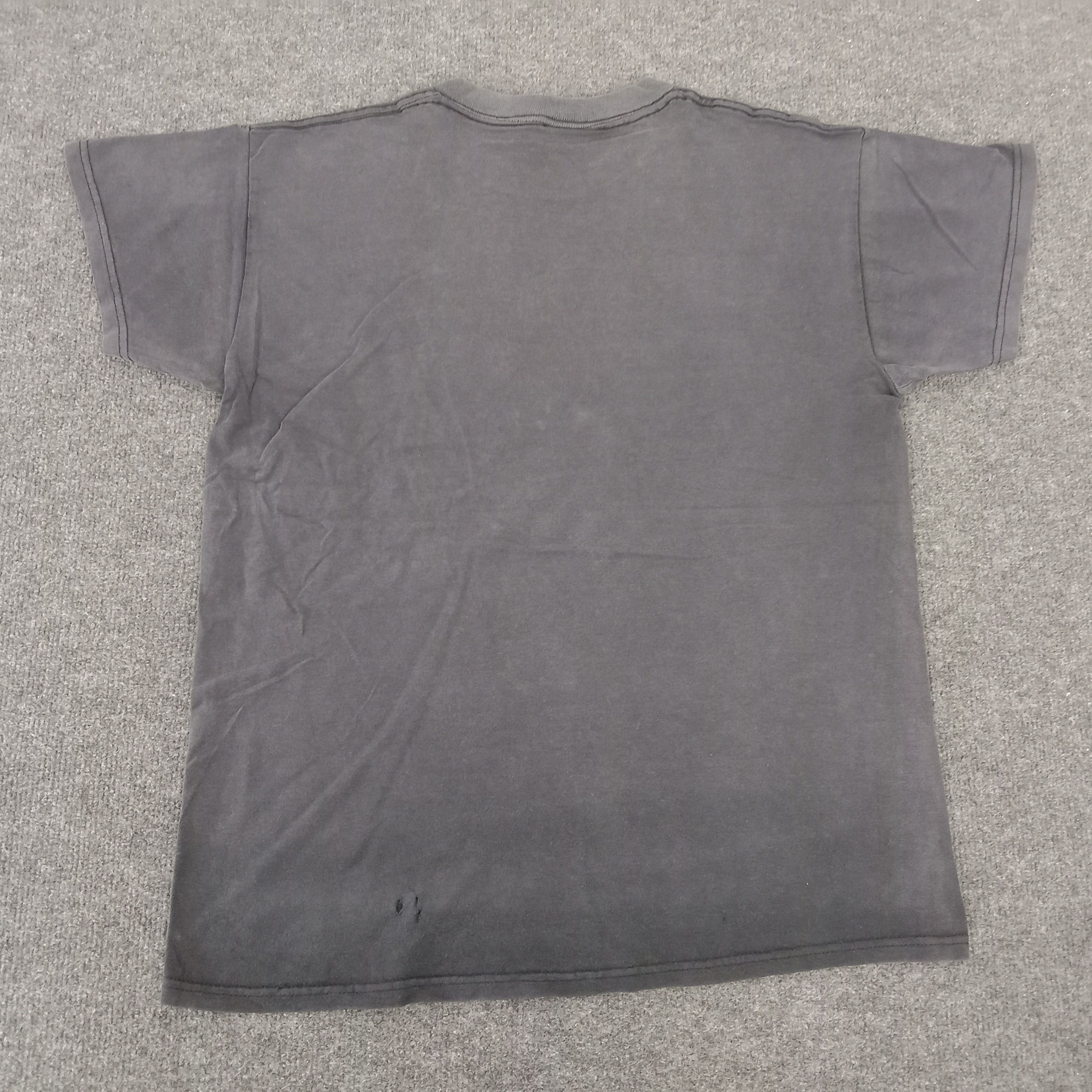Vintage Lost in Space American Movie Tshirt Size US L / EU 52-54 / 3 - 4 Thumbnail