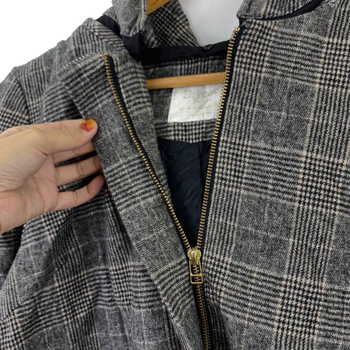 Japanese Brand Vintage DISCOAT PARISIEN Japanese Brand Check Tartan Grey Size US M / EU 48-50 / 2 - 5 Thumbnail