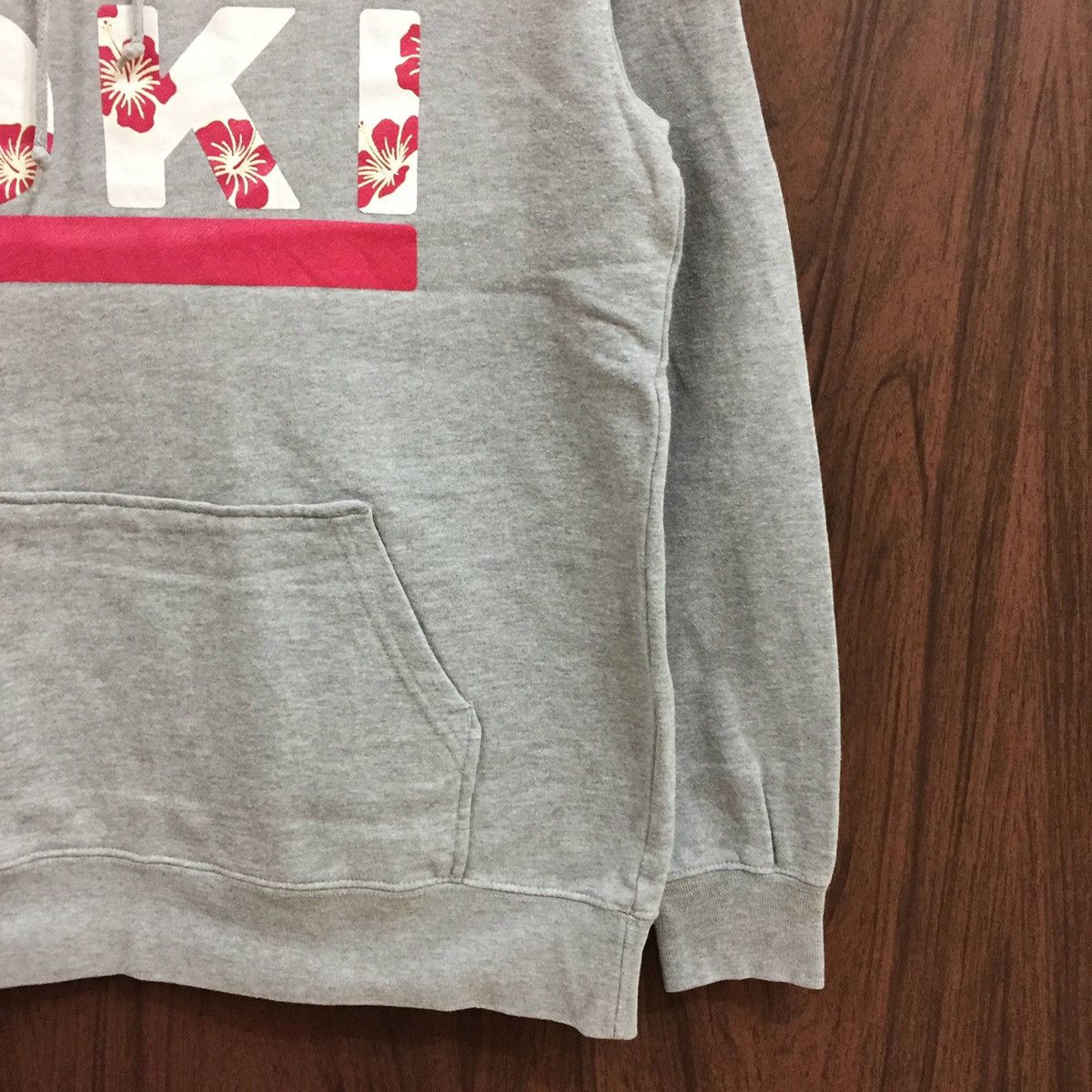 Japanese Brand Run Oki hoodie spellout flower logo size L Size US L / EU 52-54 / 3 - 6 Thumbnail