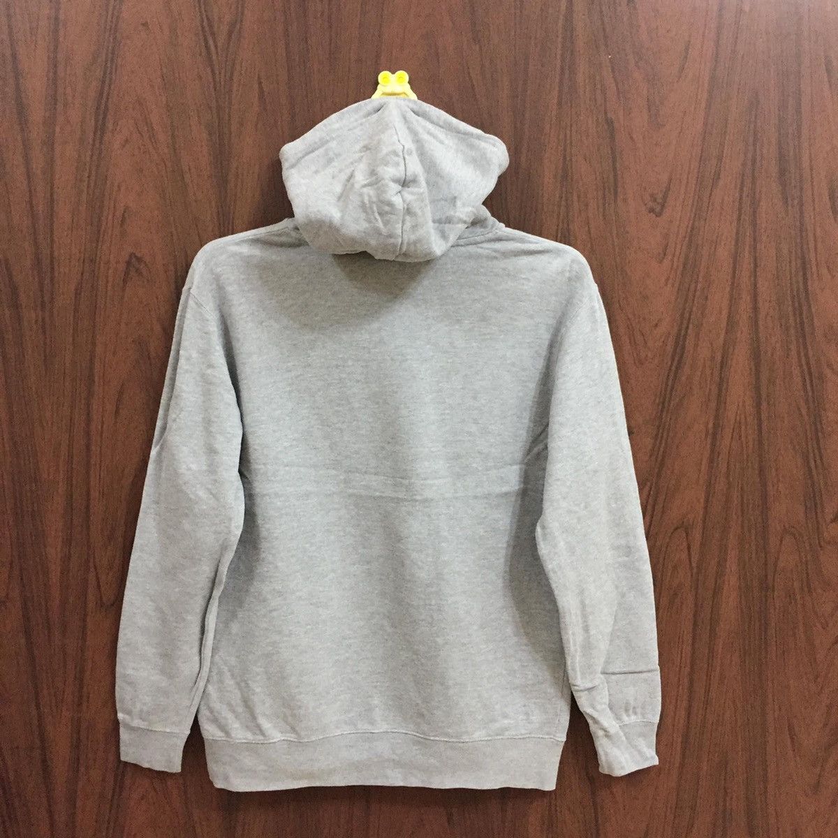 Japanese Brand Run Oki hoodie spellout flower logo size L Size US L / EU 52-54 / 3 - 7 Thumbnail
