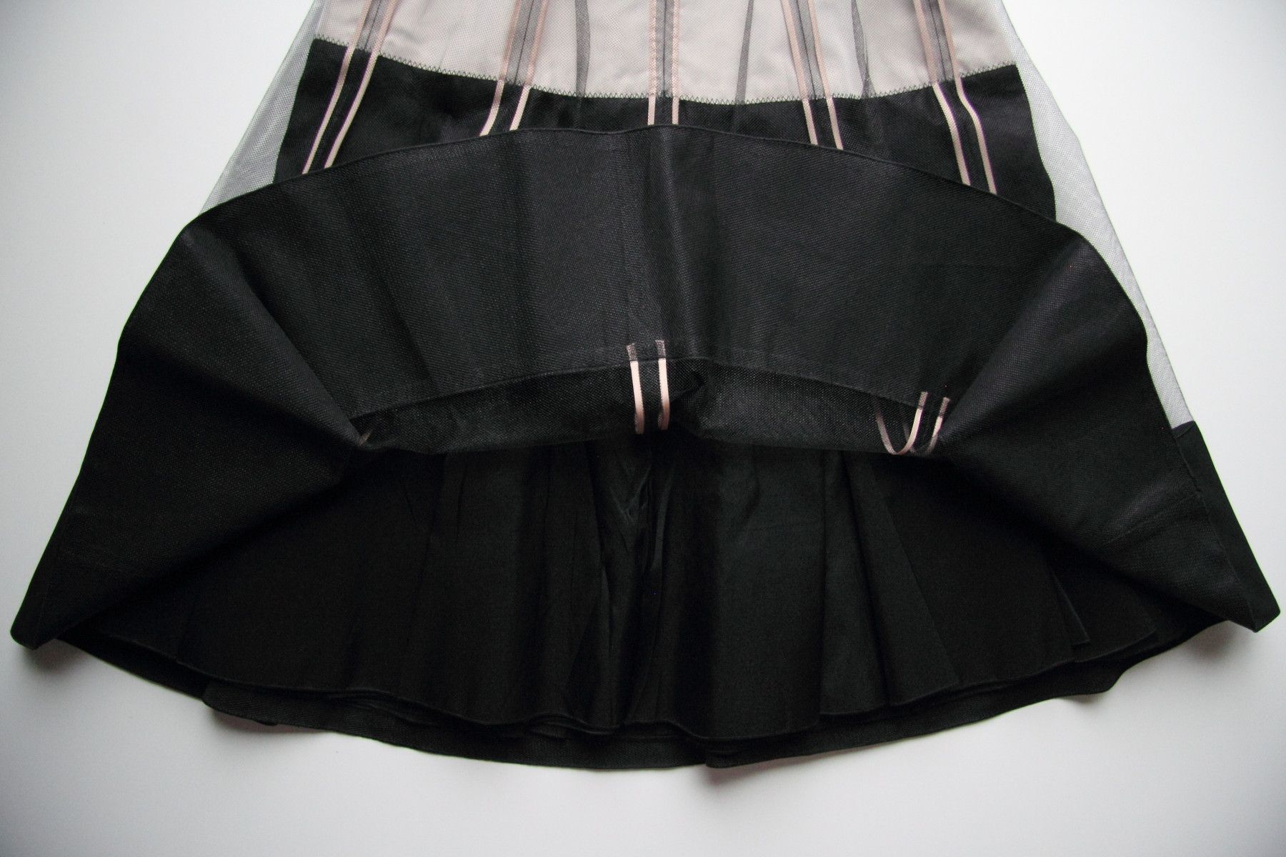 Louis Vuitton LOUIS VUITTON SKIRT SIZE 36 Size 26" / US 2 / IT 38 - 12 Thumbnail