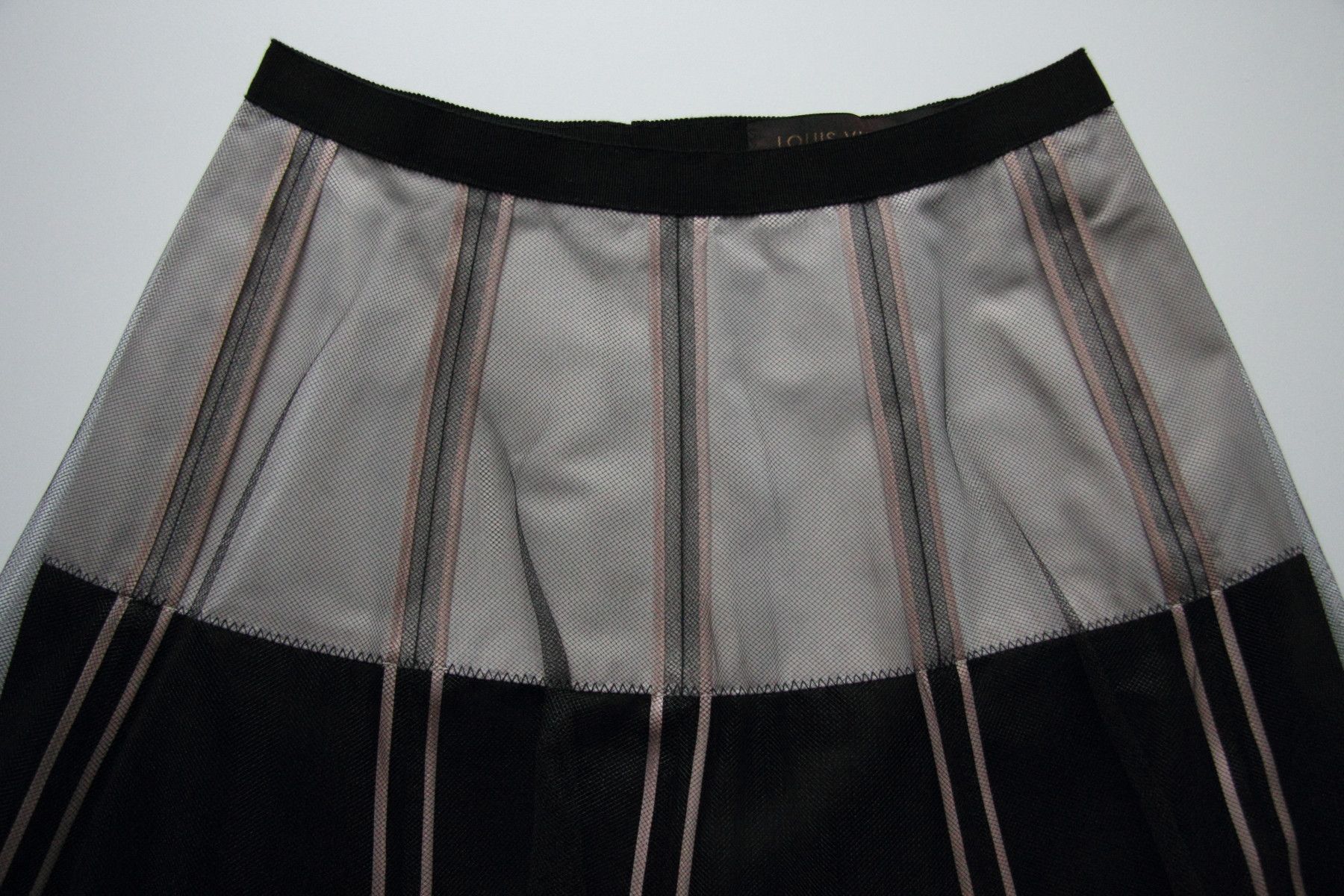 Louis Vuitton LOUIS VUITTON SKIRT SIZE 36 Size 26" / US 2 / IT 38 - 4 Thumbnail