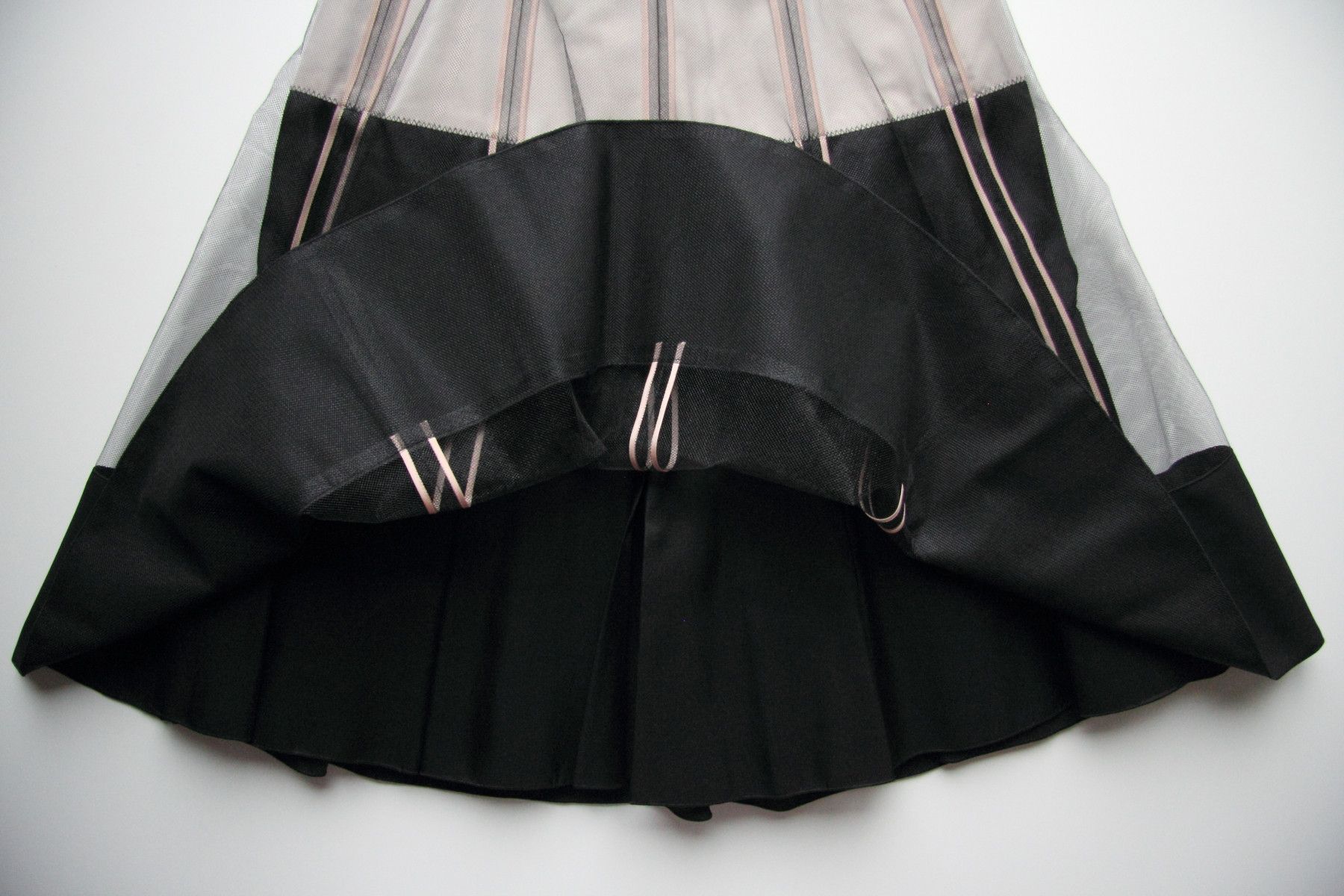 Louis Vuitton LOUIS VUITTON SKIRT SIZE 36 Size 26" / US 2 / IT 38 - 8 Thumbnail