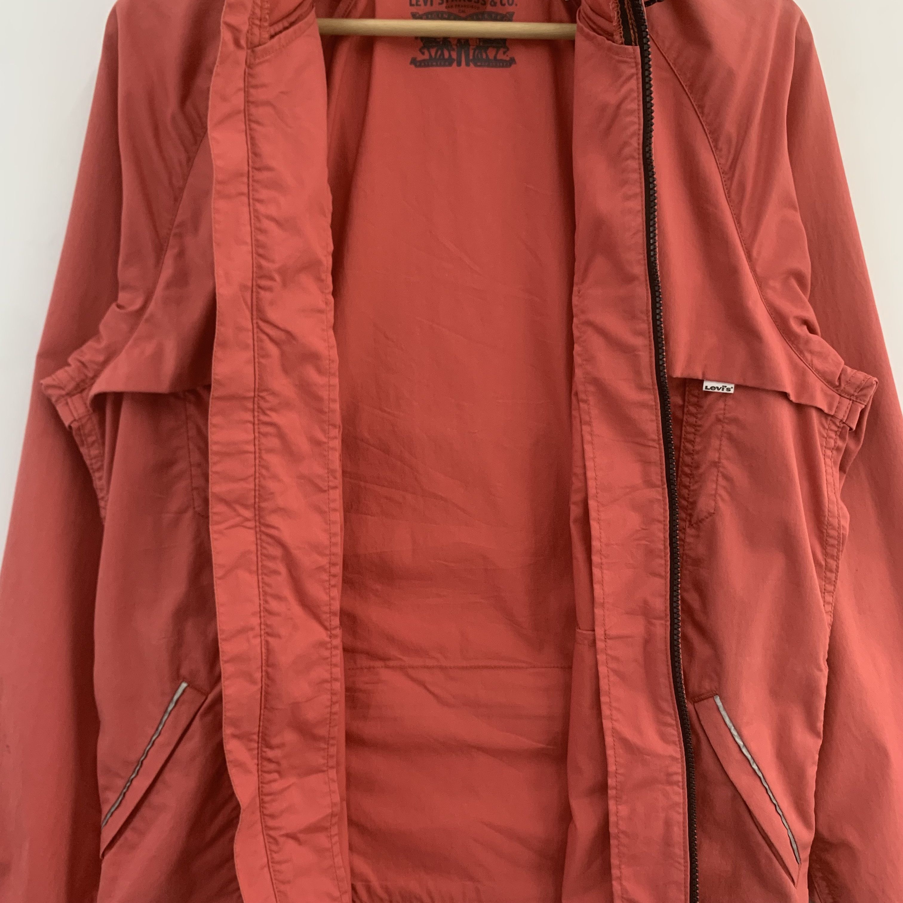 Levi's Vintage Levi's Windbreaker Hoodie Jacket Size US M / EU 48-50 / 2 - 13 Thumbnail