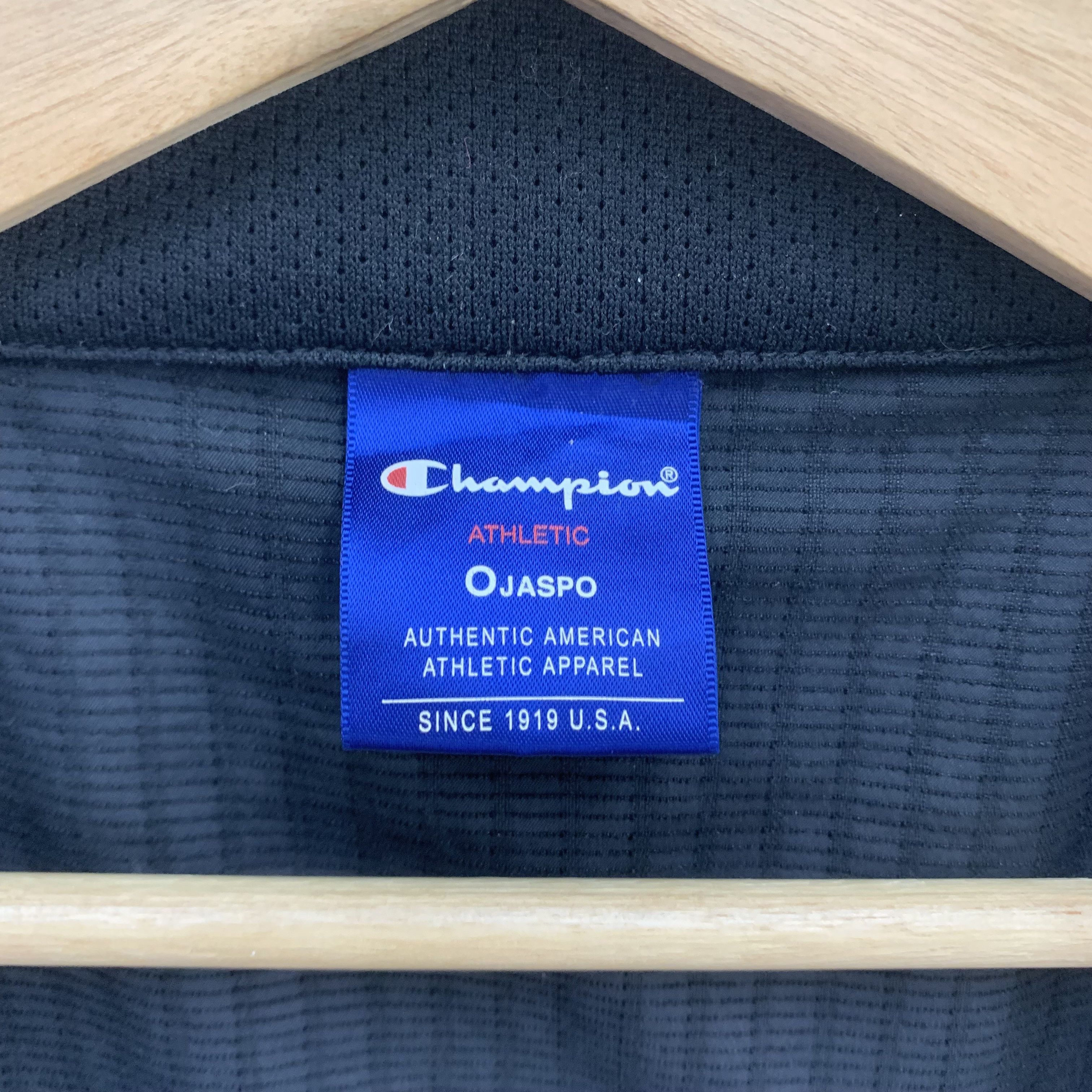 Champion × Vintage Champion Short Sleeve Jacket Full Zip Size US L / EU 52-54 / 3 - 8 Thumbnail